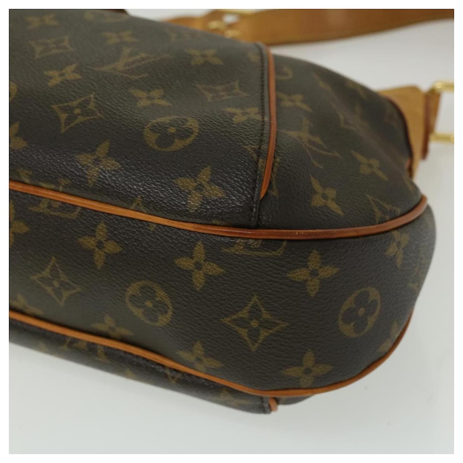 LOUIS VUITTON Monogram Thames PM Shoulder Bag M56384 LV Auth 32656