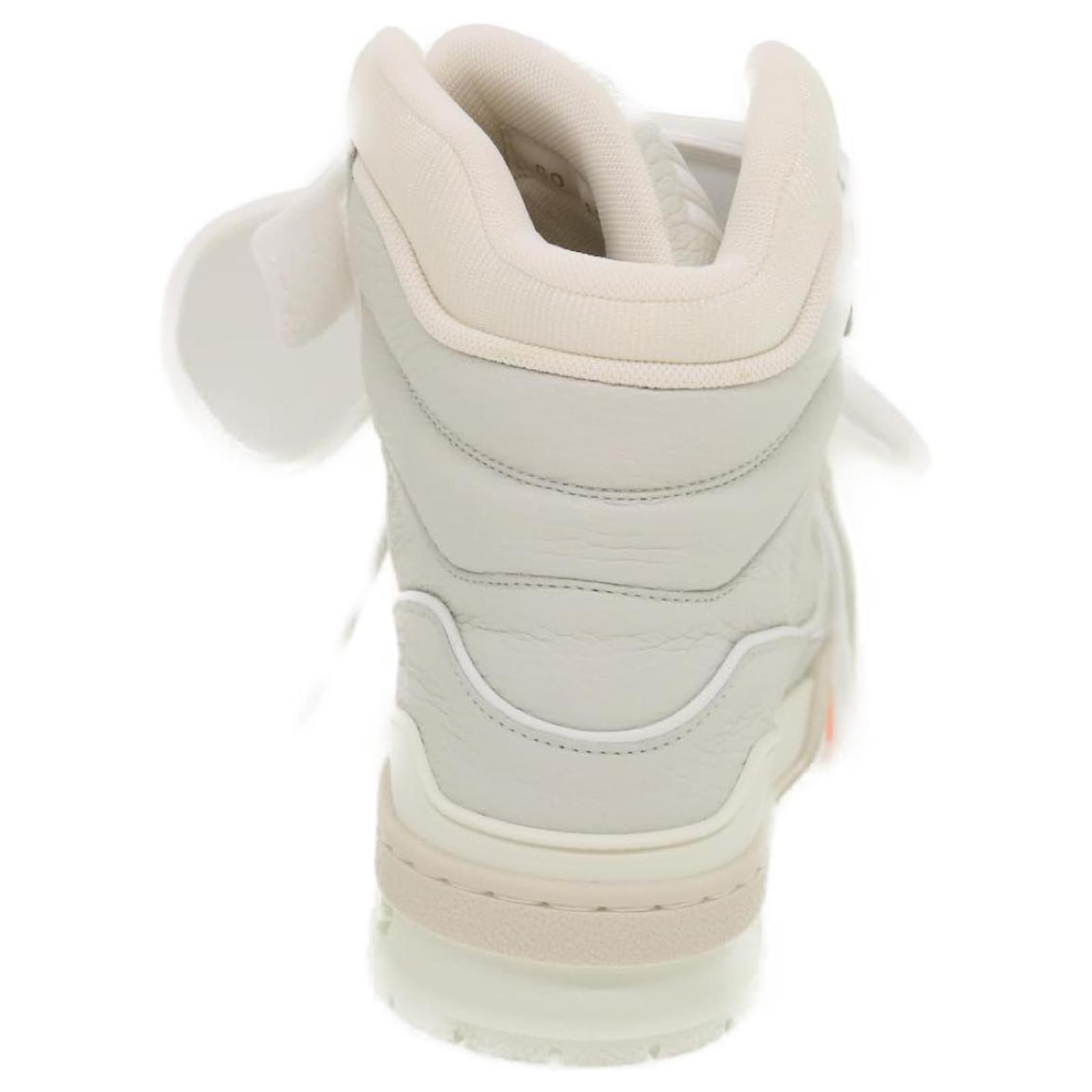 Louis Vuitton Sneakers White Leather ref.1026159 - Joli Closet