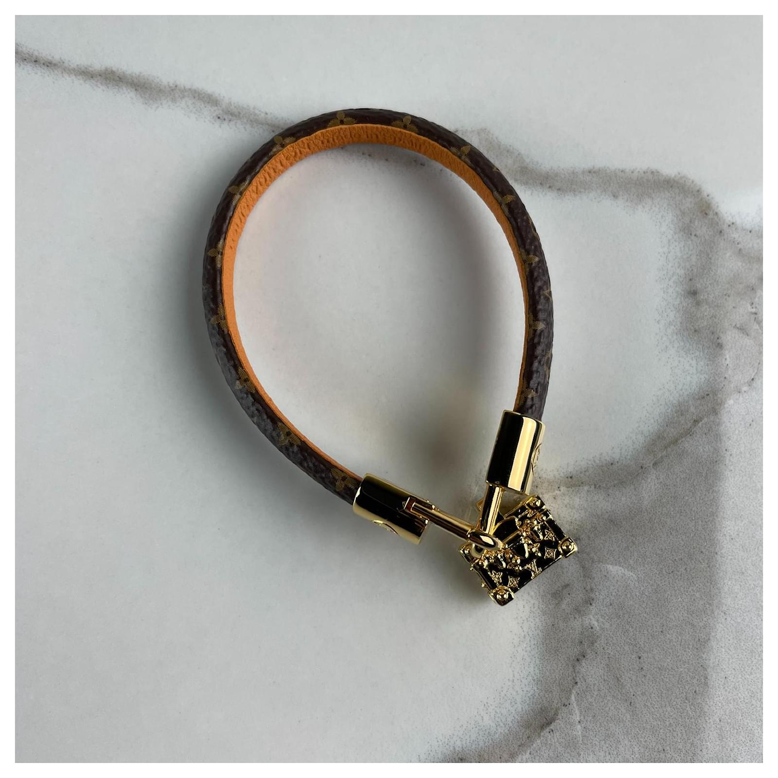 Louis Vuitton Petite Malle Charm Bracelet Brown Cloth ref.693470 - Joli  Closet