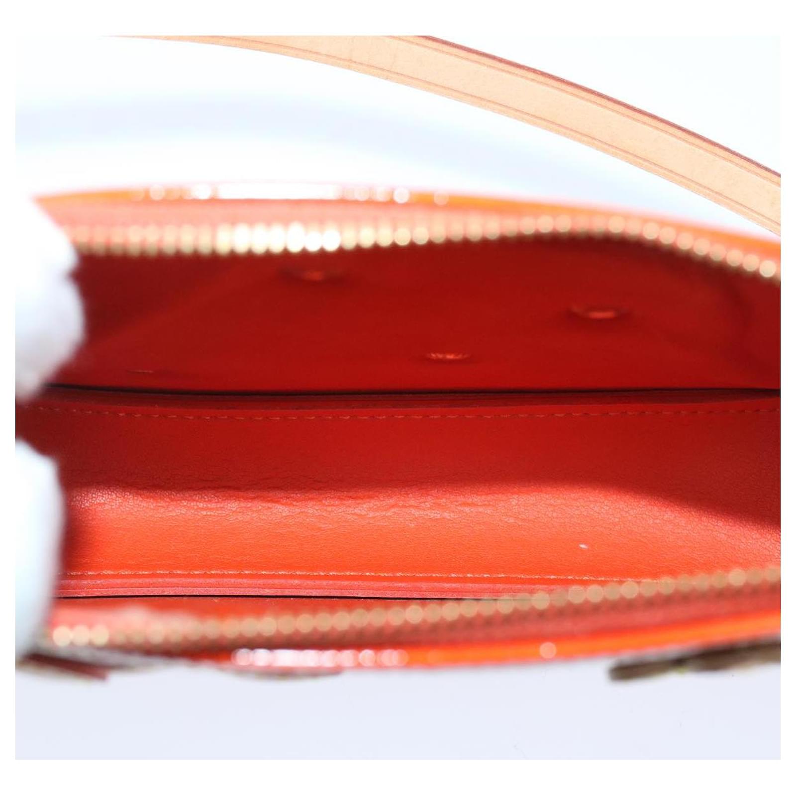 LOUIS VUITTON Monogram Vernis Flower Lexington Pouch Orange M92247 Auth  rt037a Patent leather ref.582165 - Joli Closet