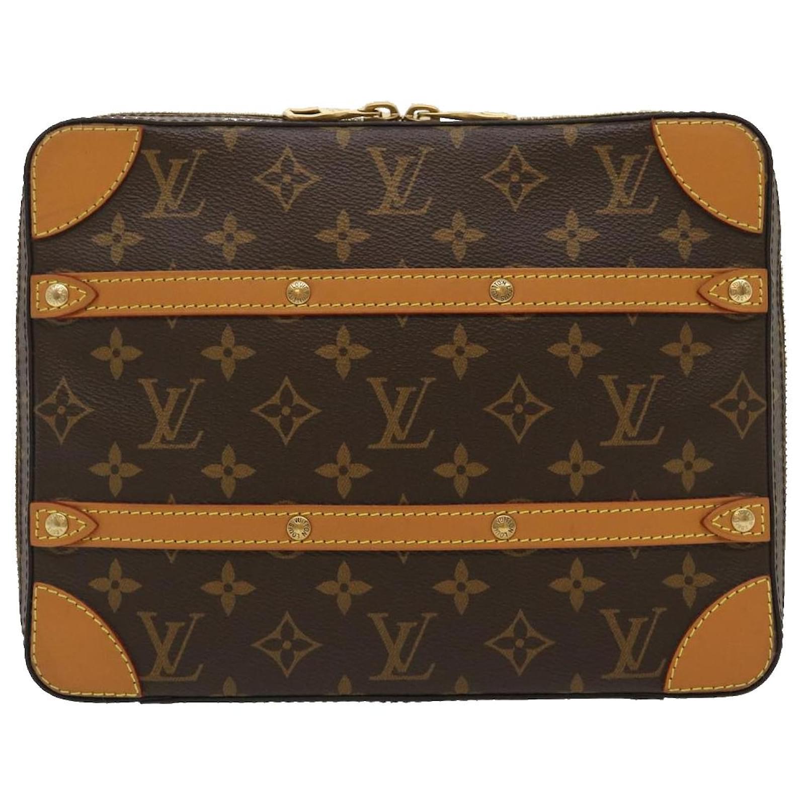 Handbags Louis Vuitton Louis Vuitton Monogram Soft Trunk Messenger mm Shoulder Bag M44754 Auth ak179a