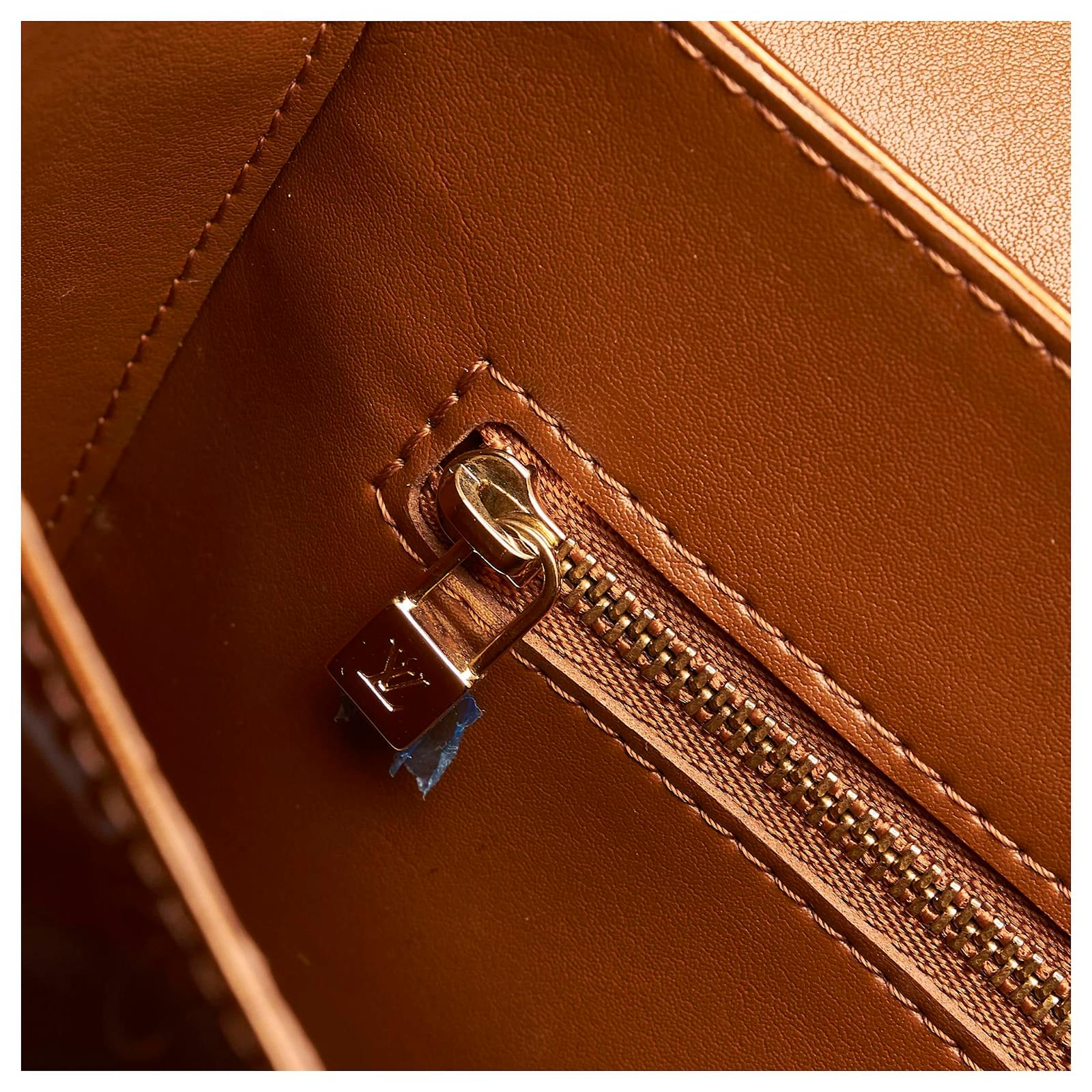 Louis Vuitton Brown Vernis Christie GM Beige Leather Patent leather  ref.131332 - Joli Closet
