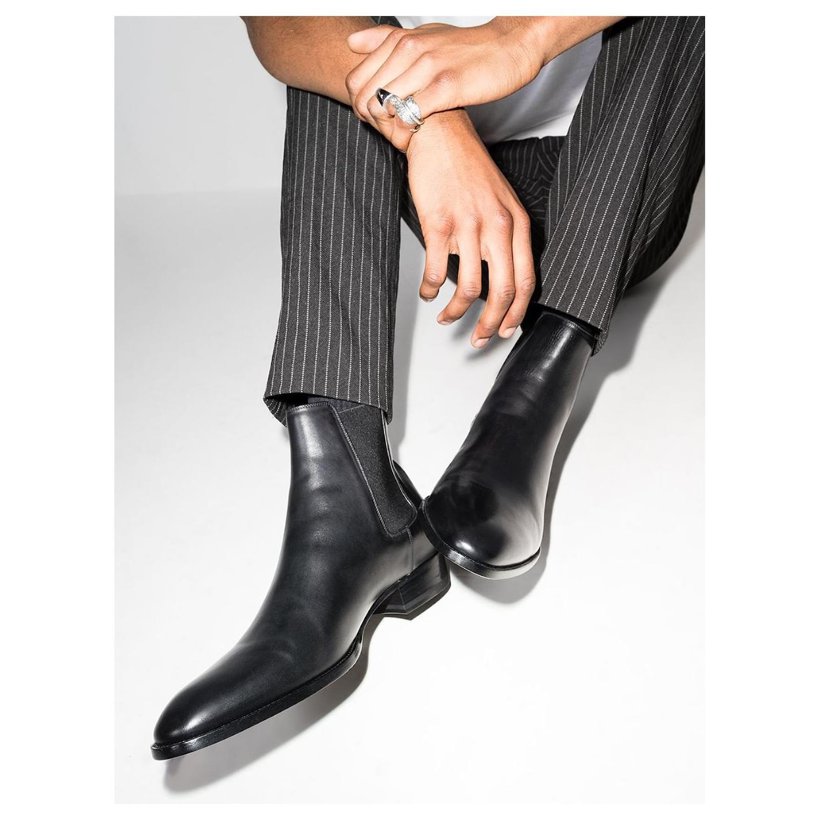 Saint Laurent Wyatt chelsea boots 30 in leather Black ref.587020