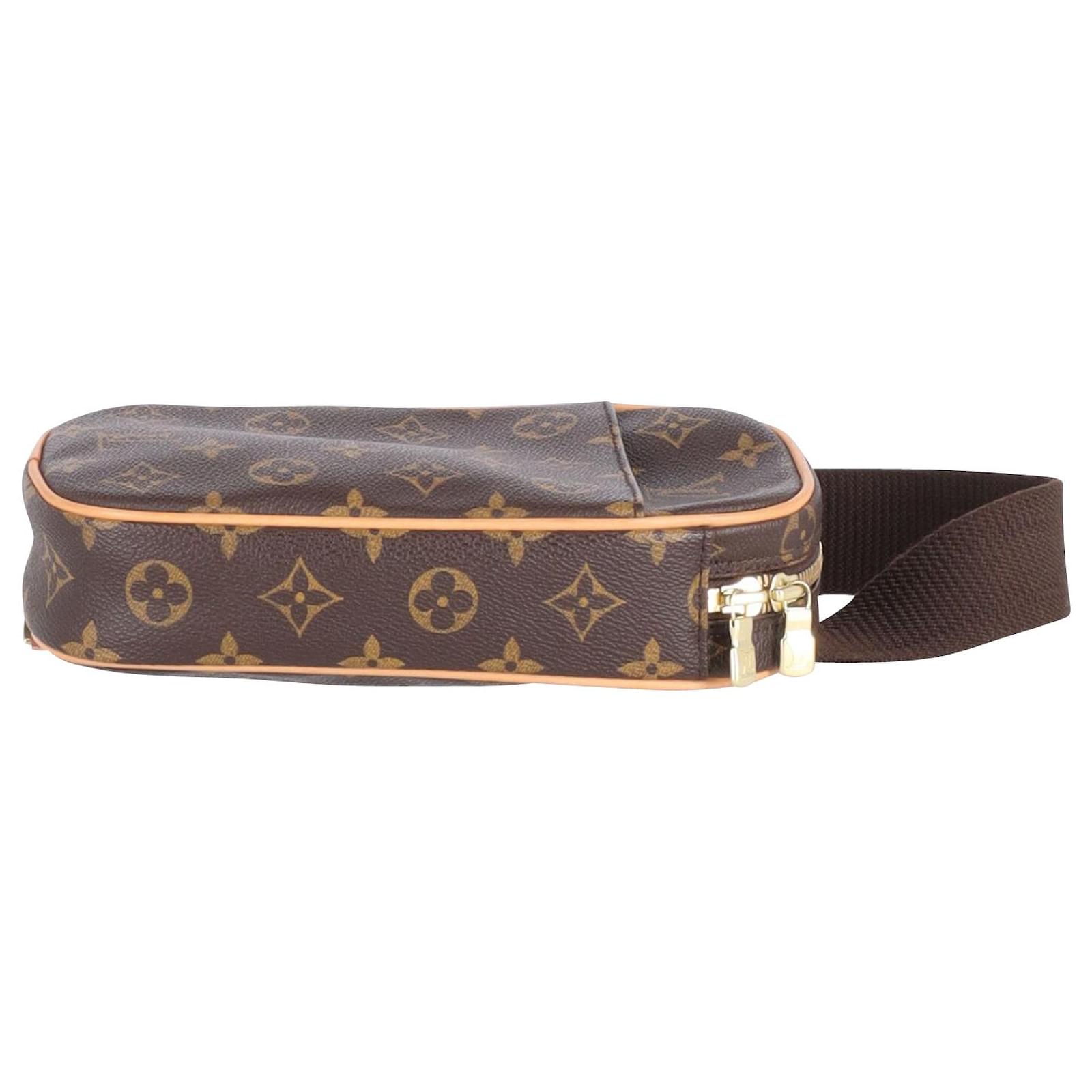 Louis Vuitton Monogram Gange Crossbody Bag in Brown Leather ref.589453 -  Joli Closet