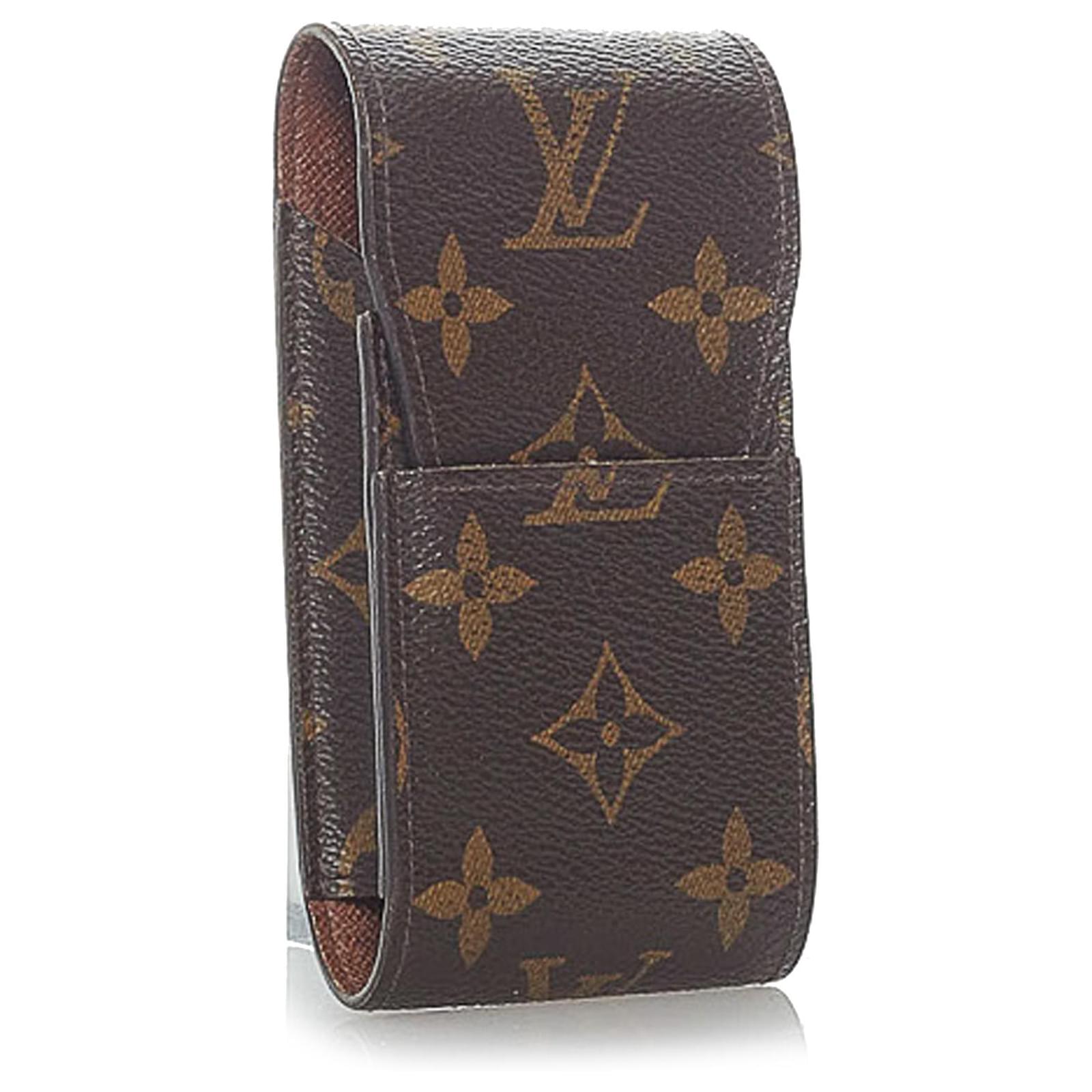 Louis Vuitton Brown Monogram Cigarette Case Cloth ref.698304 - Joli Closet