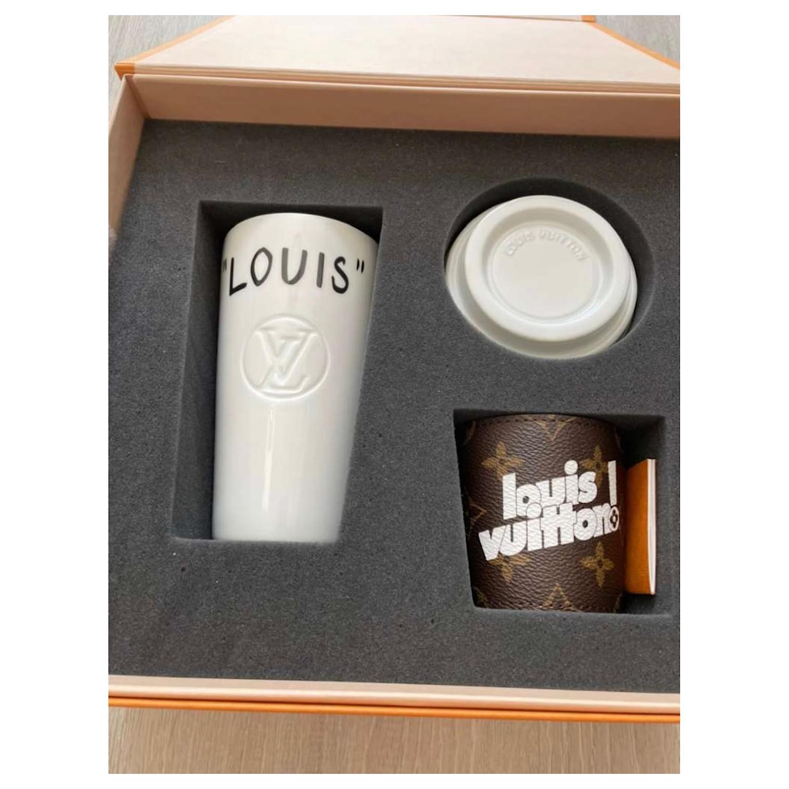 Louis Vuitton LV Virgil Abloh X Nigo Coffee Cup, 名牌, 飾物及配件- Carousell