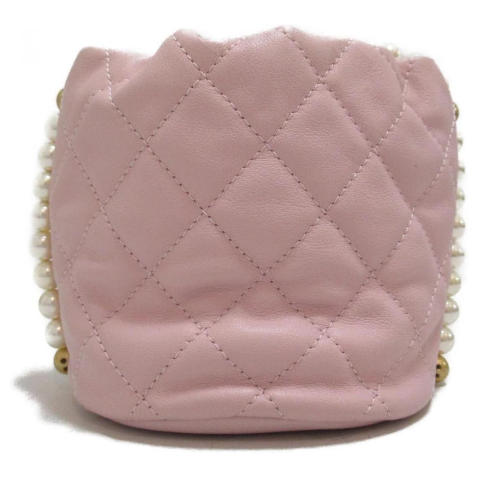 Chanel Matelasse Pearl Chain Bucket Bag Pink Leather Pony-style calfskin  ref.593221 - Joli Closet