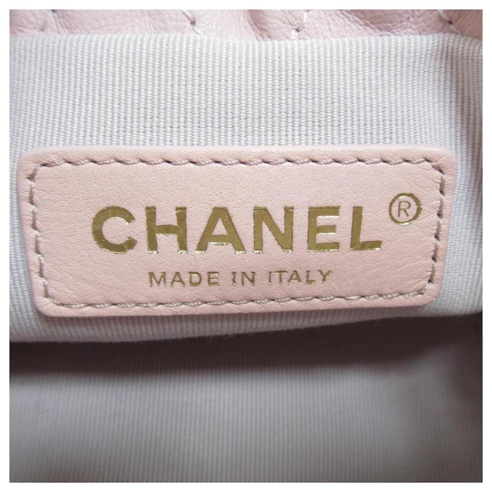 Chanel Matelasse Pearl Chain Bucket Bag Pink Leather Pony-style calfskin ref .593221 - Joli Closet