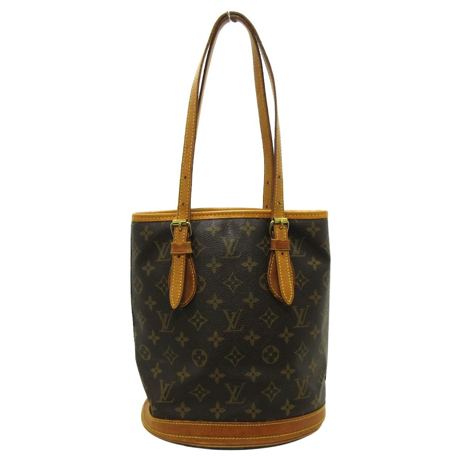 Louis Vuitton Bucket Cloth ref.595252 - Joli Closet