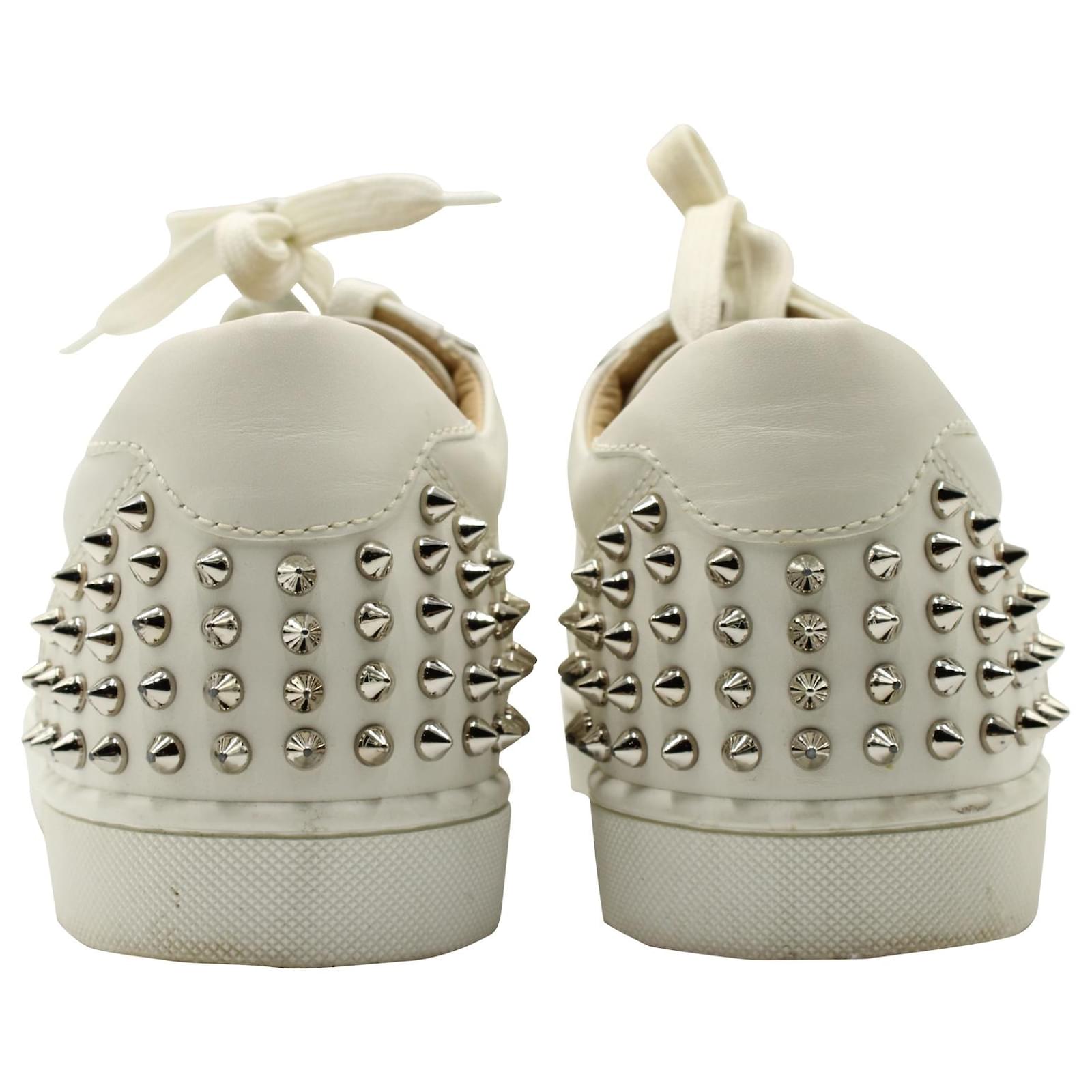 Christian Louboutin Viera 2 Studded Spike Sneakers in White Leather  ref.595521 - Joli Closet