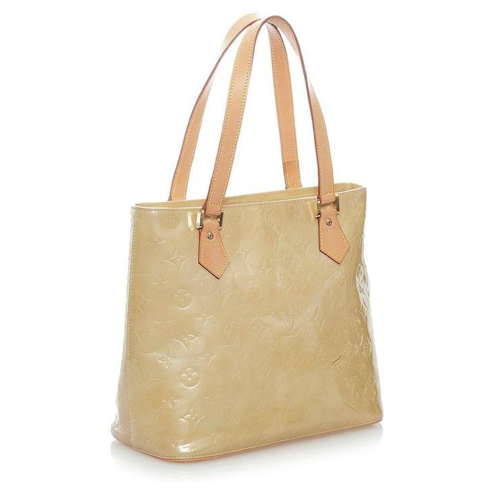 Louis Vuitton Monogram Vernis Houston Beige Metal ref.595526 - Joli Closet