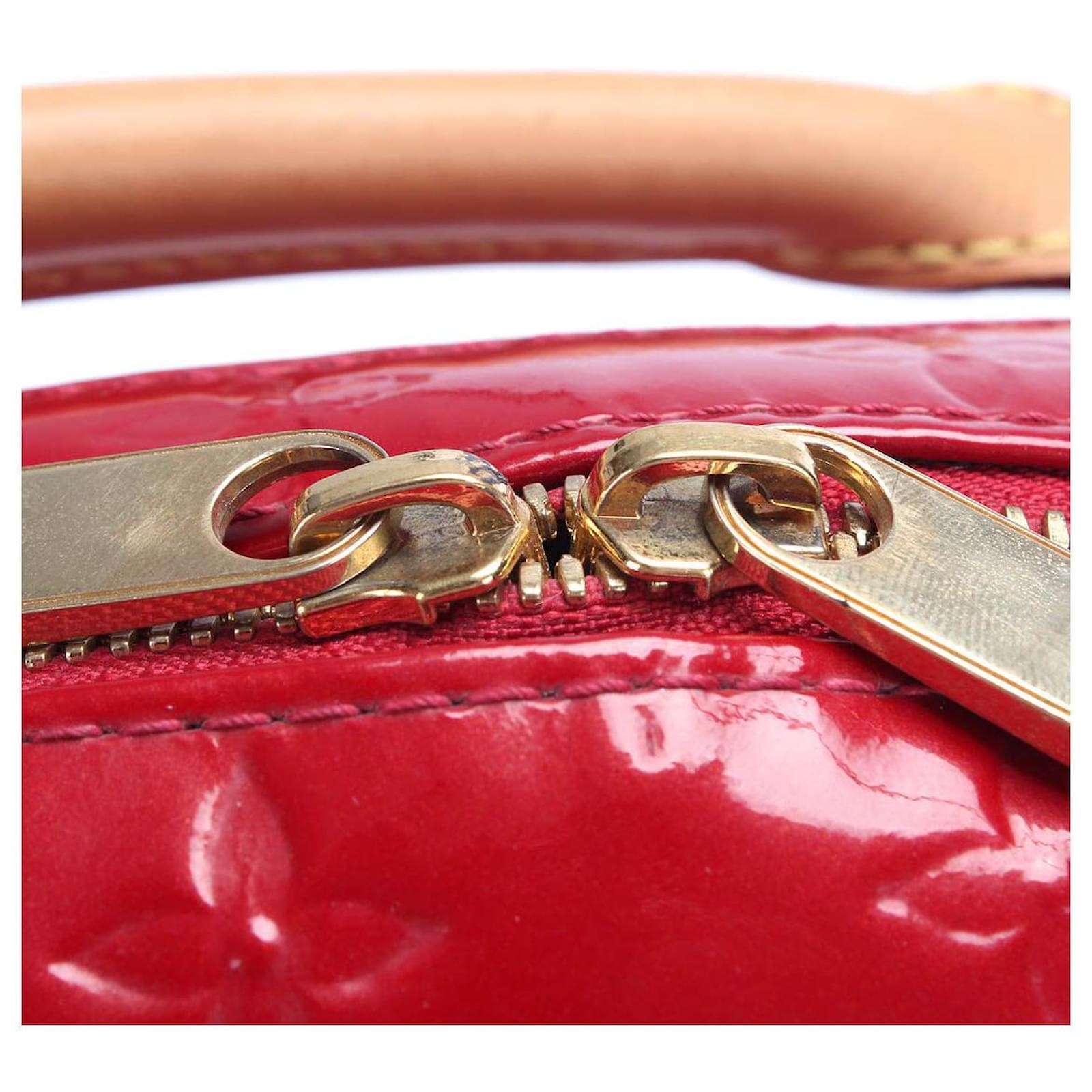 Louis Vuitton Monogram Vernis Summit Drive Handbag Red Metal ref