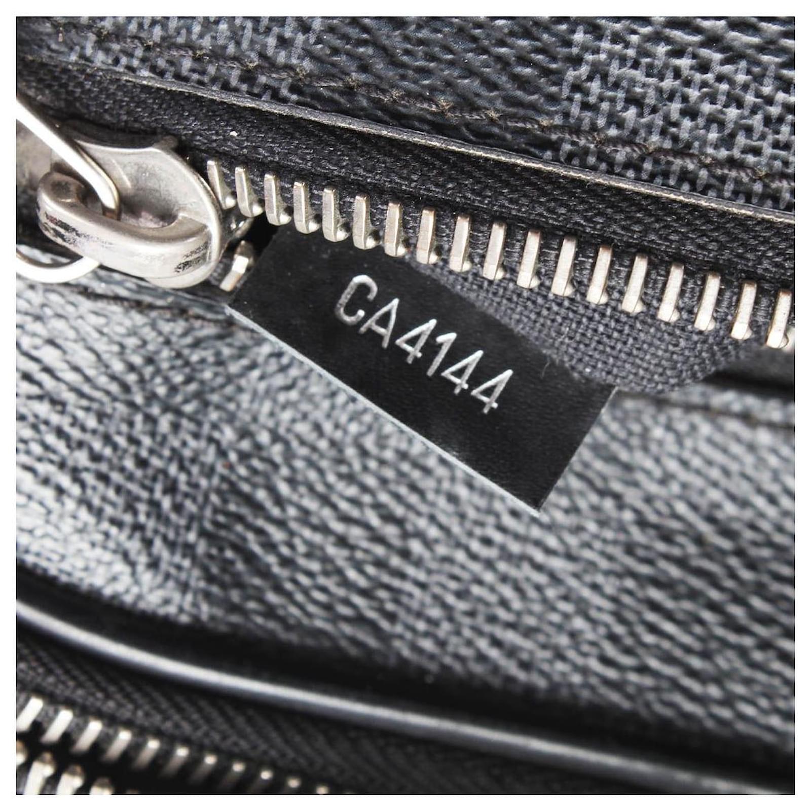 Louis Vuitton Gray Damier Graphite Ambler Grey Cloth ref.977349 - Joli  Closet