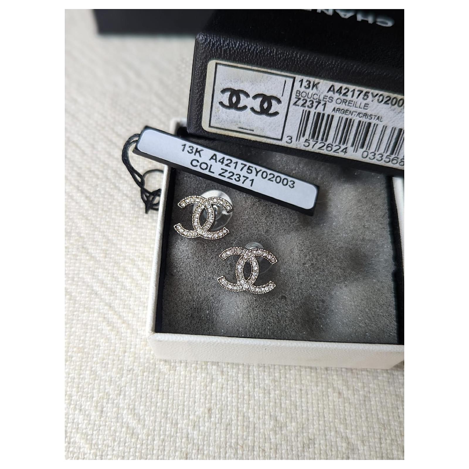 専用⭐️美品CHANEL⭐️2セット 全新CHANEL耳環CC Logo 銀色閃石A88429 Y02003 Z3502