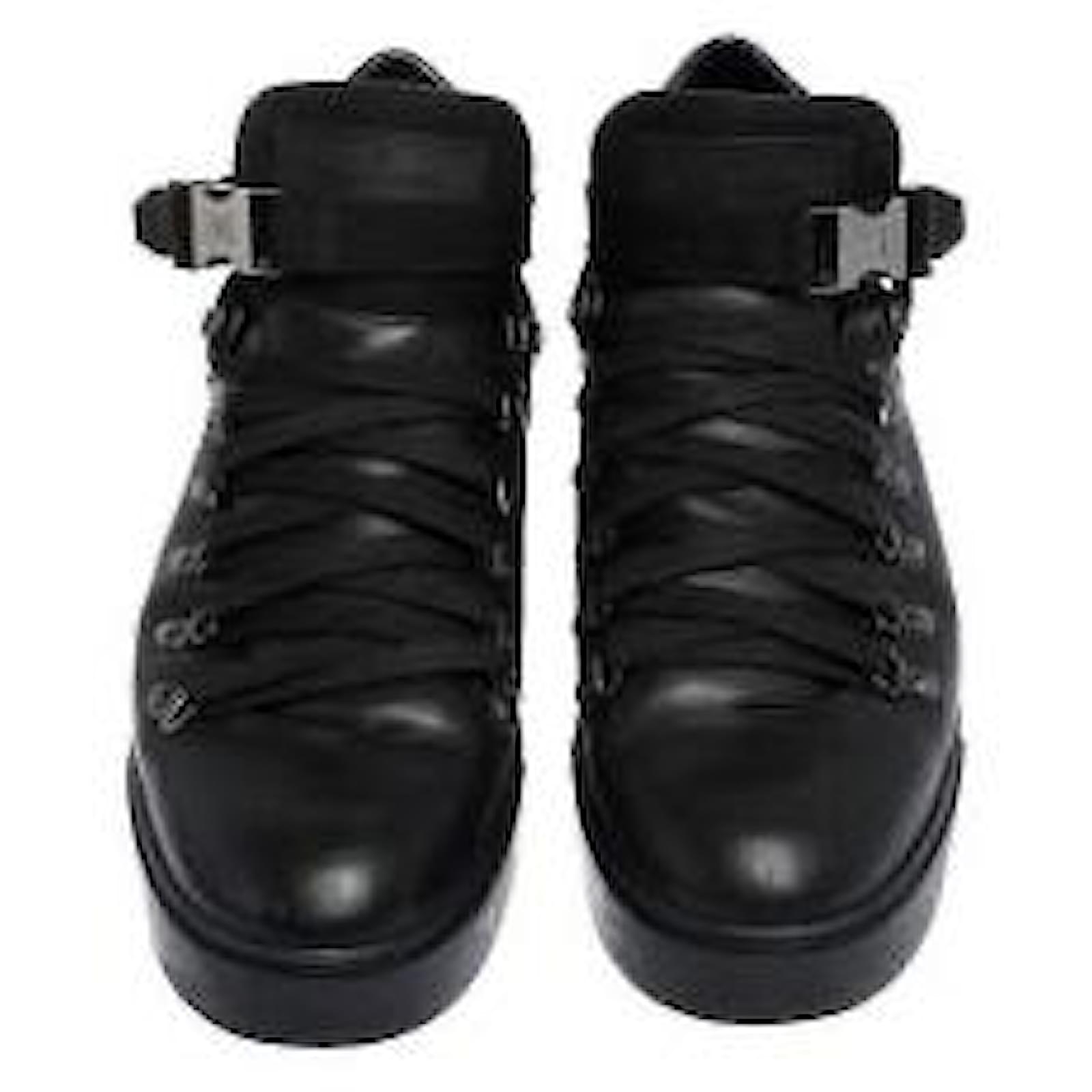 Louis Vuitton boots in graphite damier Grey Leather ref.698405 - Joli Closet