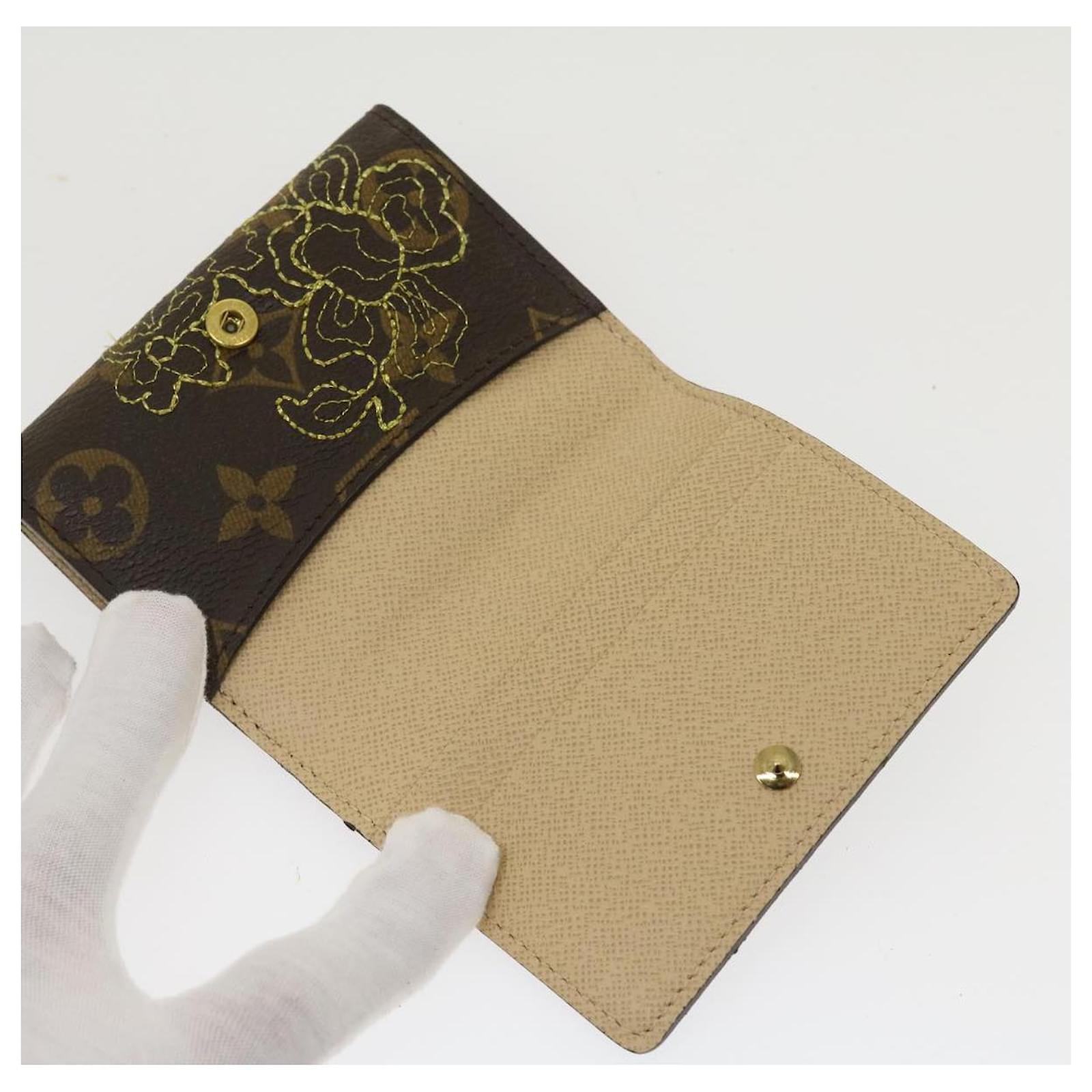 Sold at Auction: Louis Vuitton, Louis Vuitton Monogram Dentelle Canvas Ludlow  Wallet