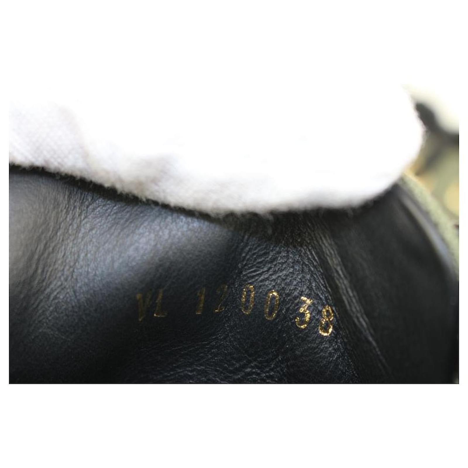 Louis Vuitton Women Size 38 Olive Green Khaki Monogram Stellar Low Sneaker  ref.603934 - Joli Closet