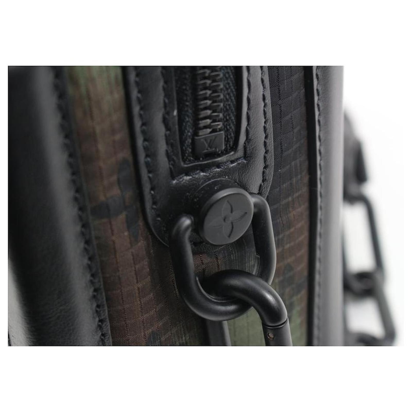 Louis Vuitton Virgil Abloh Camo Soft Trunk Camouflage Crossbody Leather  ref.603937 - Joli Closet
