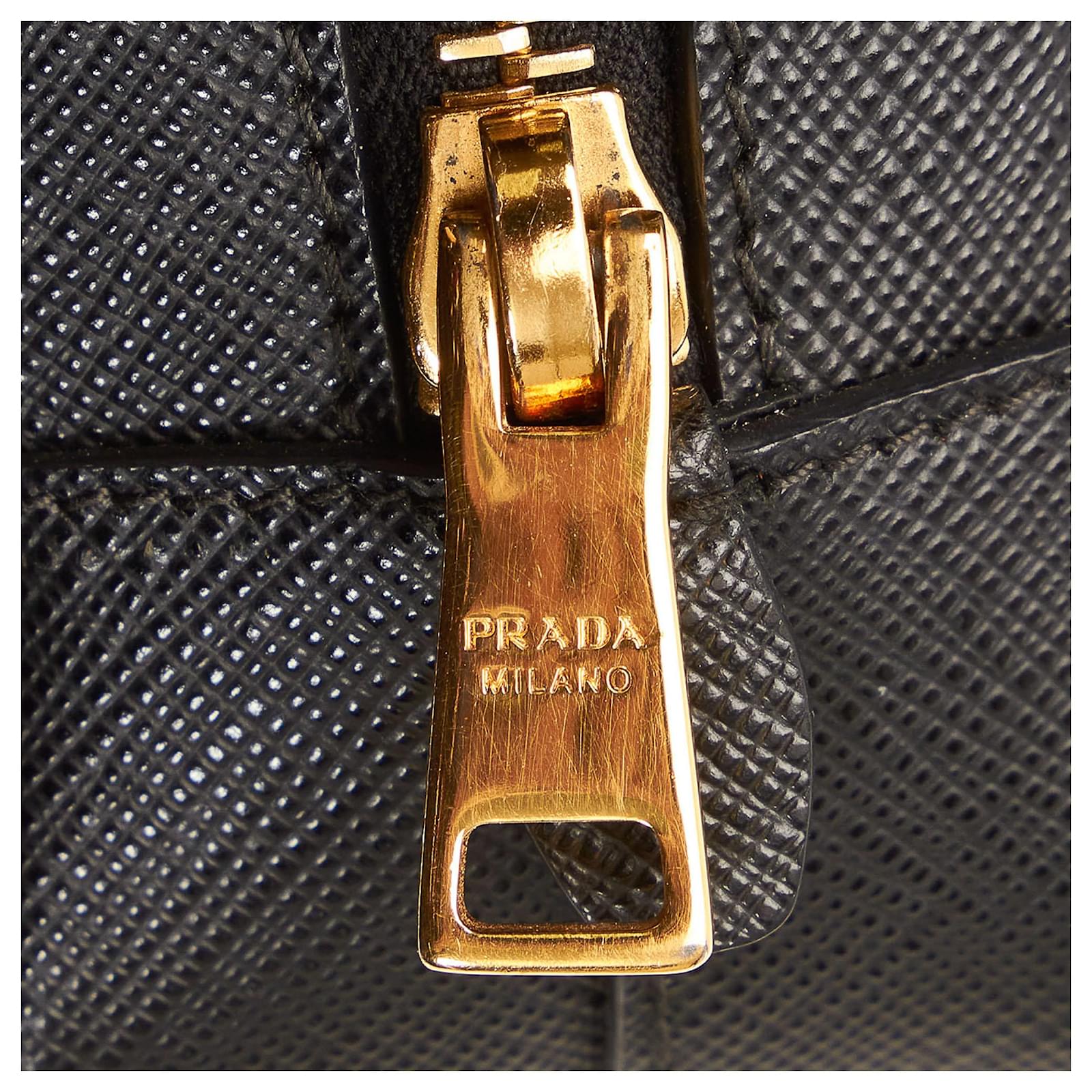 Prada Black Saffiano Lux Bow Crossbody Bag Leather Pony-style calfskin  ref.604434 - Joli Closet