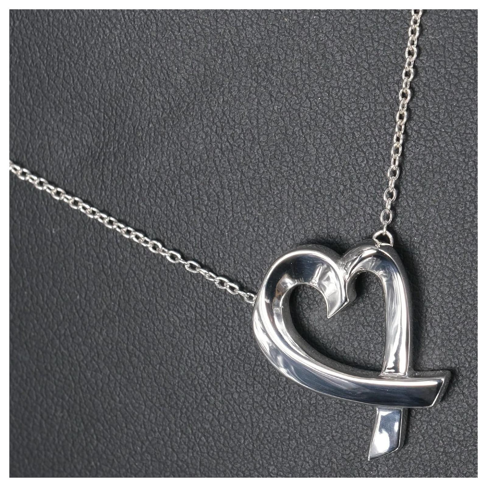 TIFFANY & CO. Loving heart Silvery Silver ref.605946 - Joli Closet