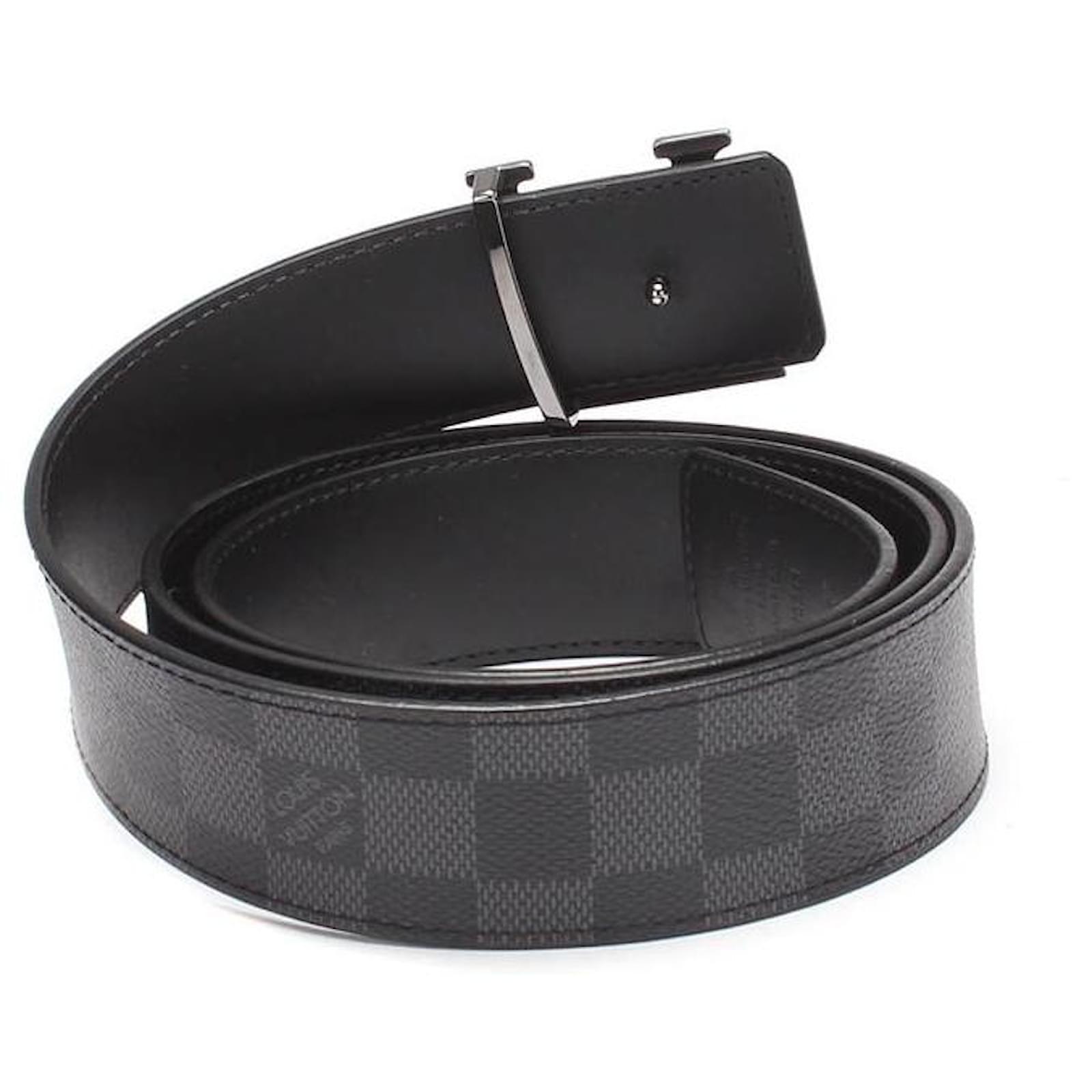Cloth belt bag Louis Vuitton Black in Cloth - 36866964