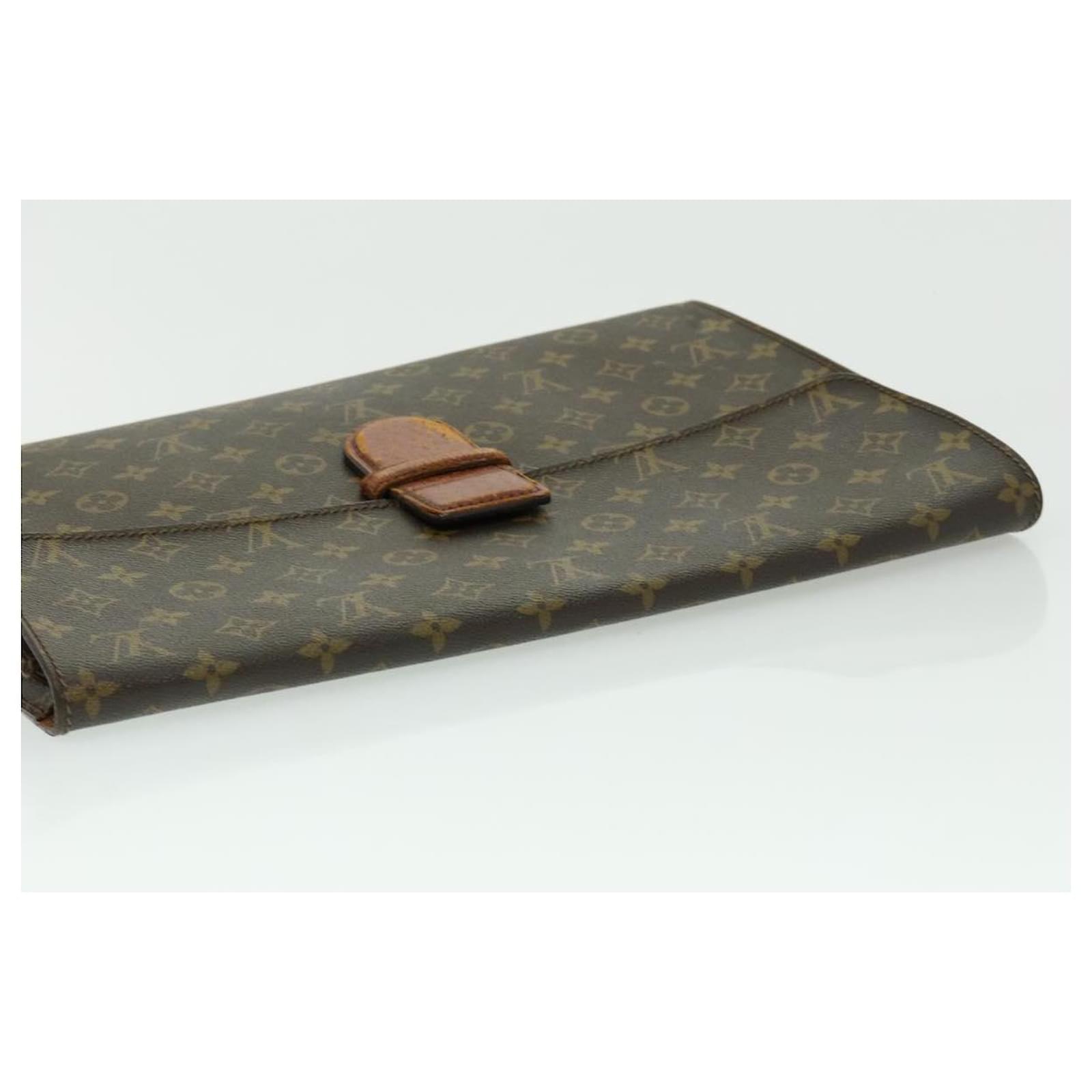 Porta passaporto Louis Vuitton Marrone Pelle ref.147168 - Joli Closet