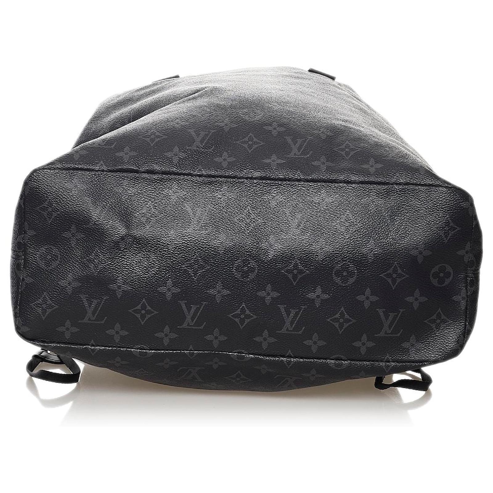 Louis Vuitton Cabas Light Drawstring Tote, 2022 Available For