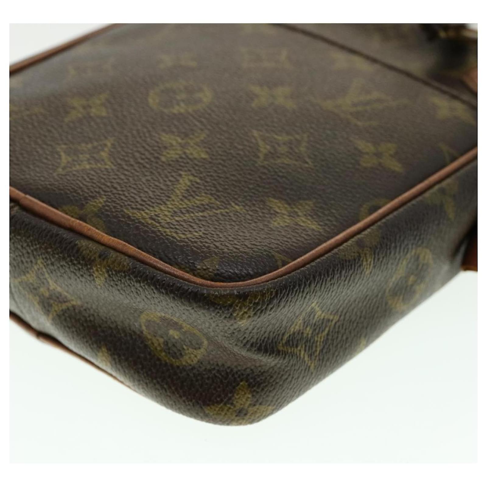 LOUIS VUITTON Monogram Danube 15 1291567