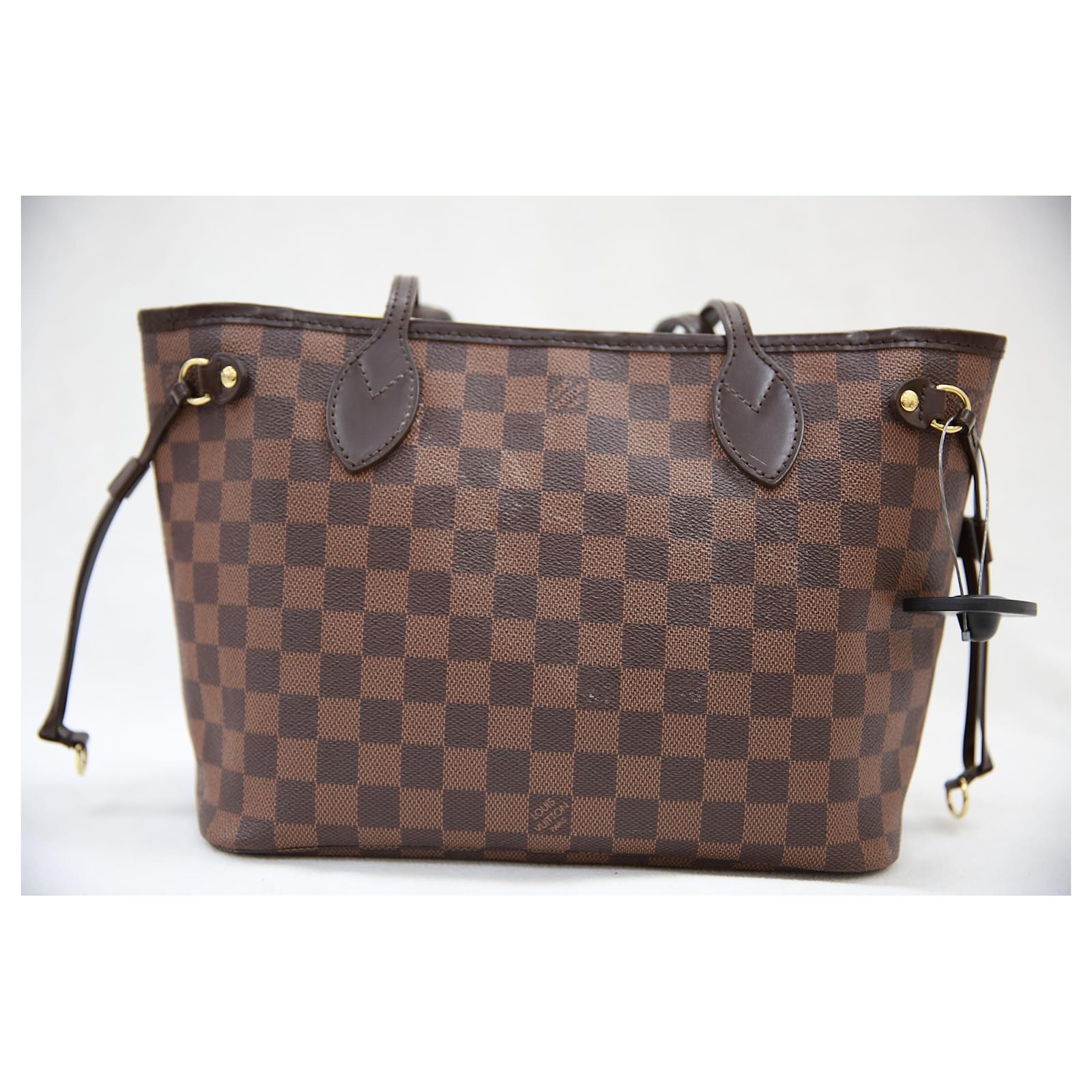 Louis Vuitton Damier Ebene Neverfull PM