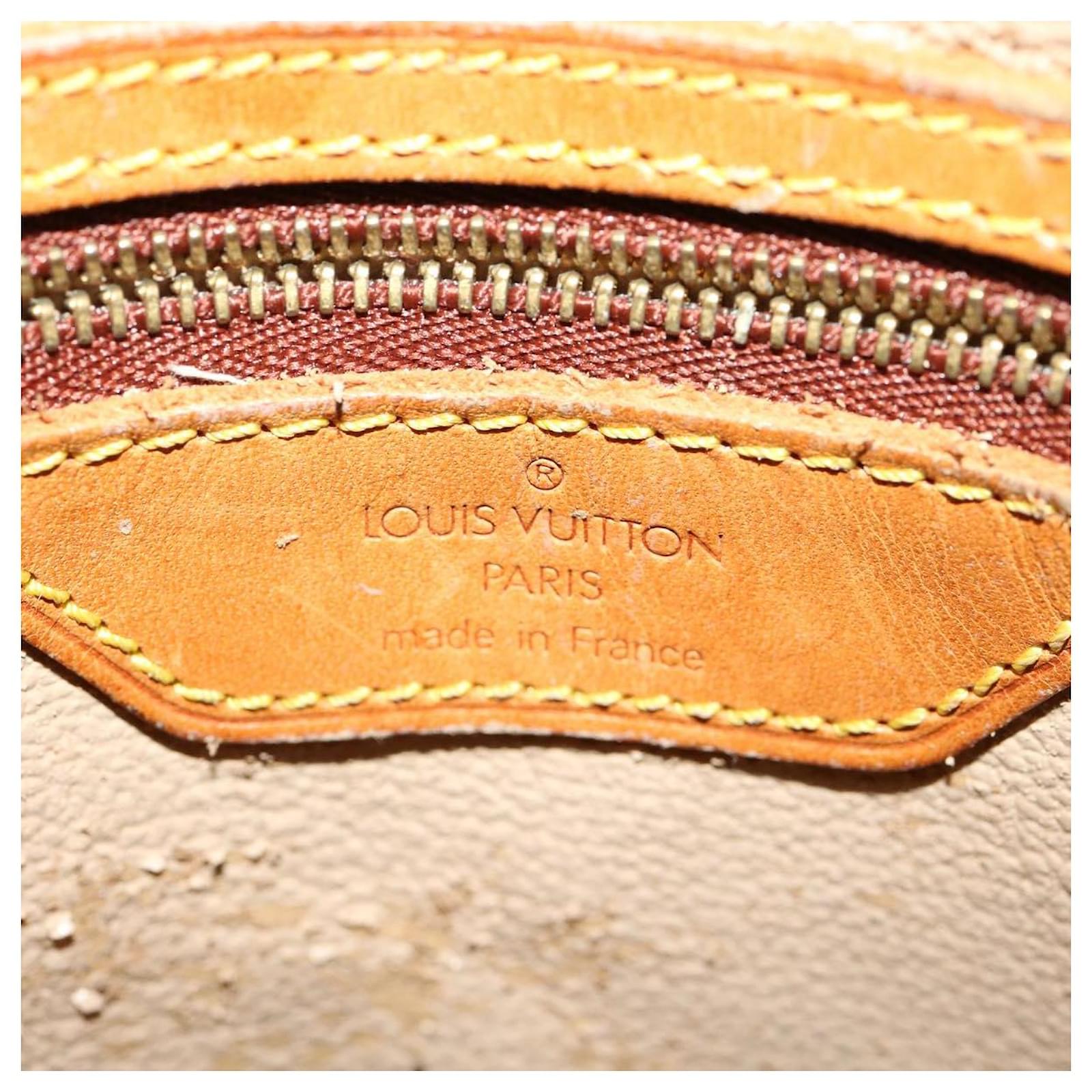 LOUIS VUITTON Monogram Bucket PM Shoulder Bag Vintage M42238 LV Auth pt3464  Cloth ref.609435 - Joli Closet