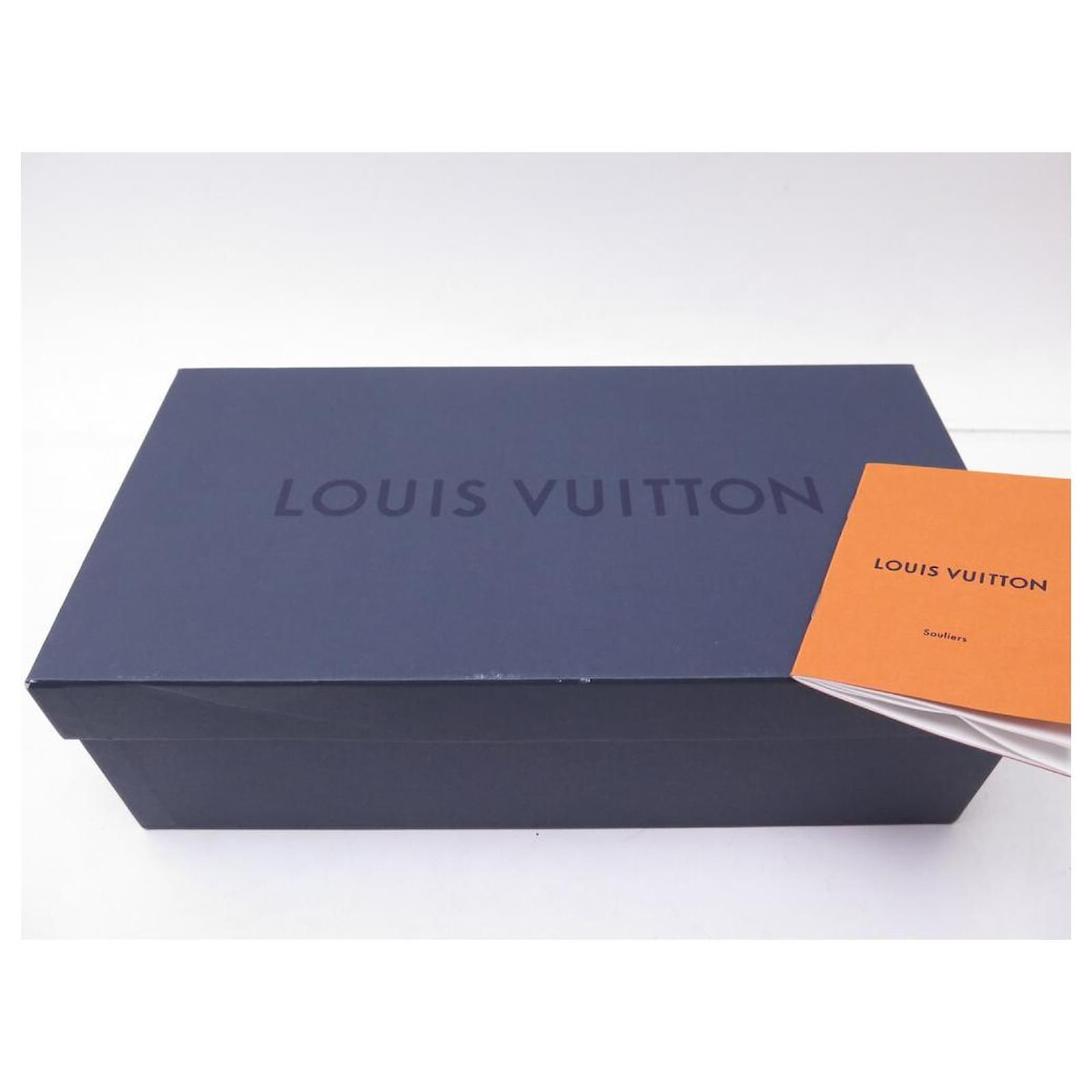NEW LOUIS VUITTON DAUPHINE SHOES 39 BEIGE LEATHER MOCASSINS + SHOES BOX  ref.611156 - Joli Closet