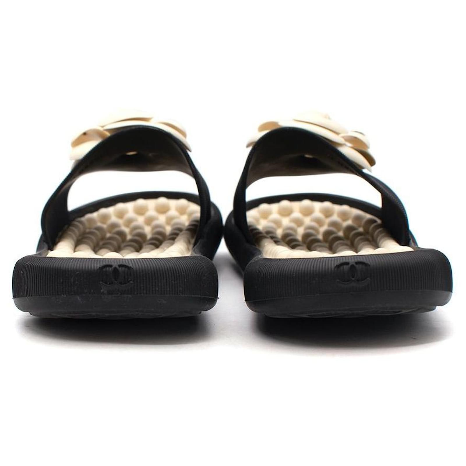 claquette chanel rose