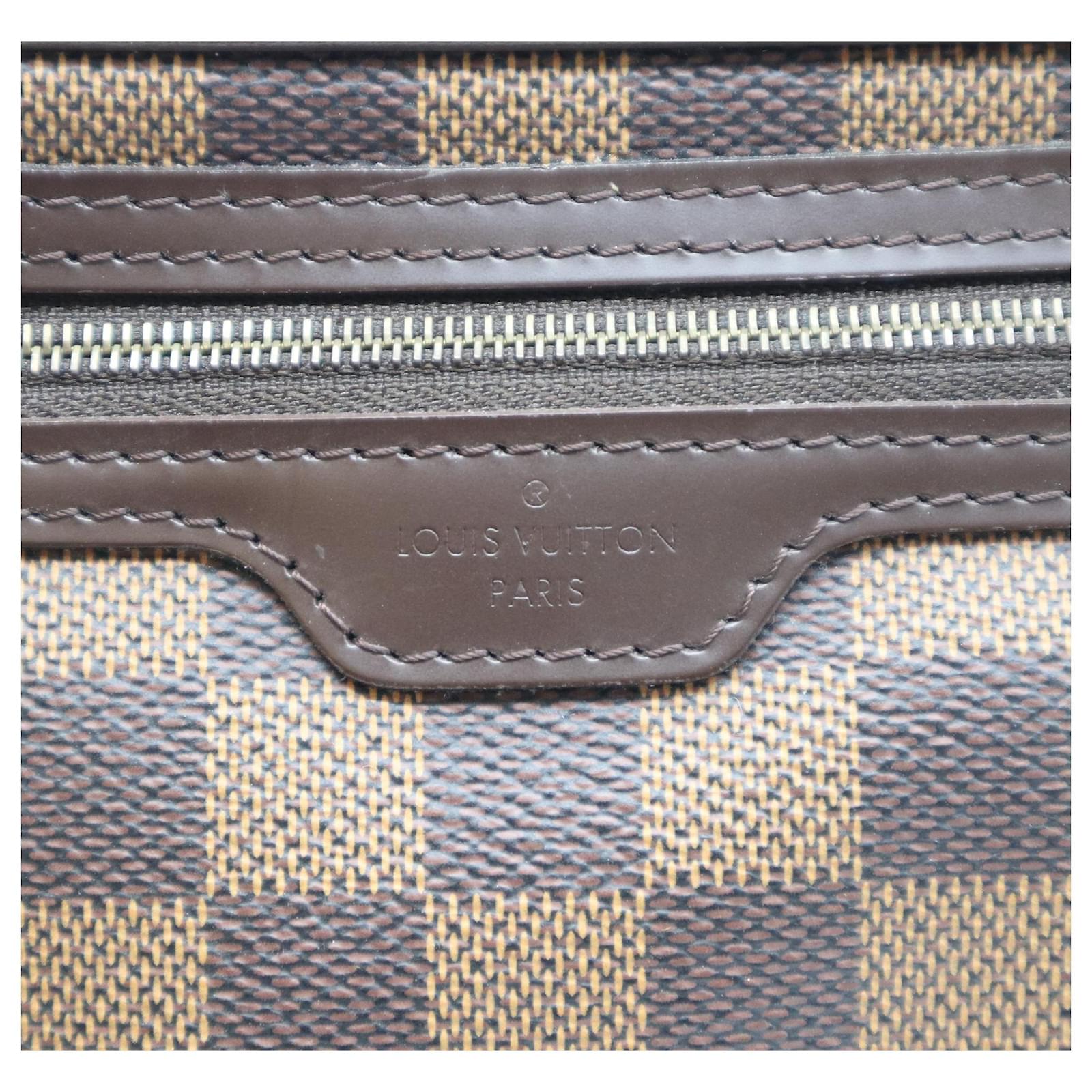 Louis Vuitton Macao Wristlet Clutch Damier Ébène Canvas Brown Leather  ref.613470 - Joli Closet