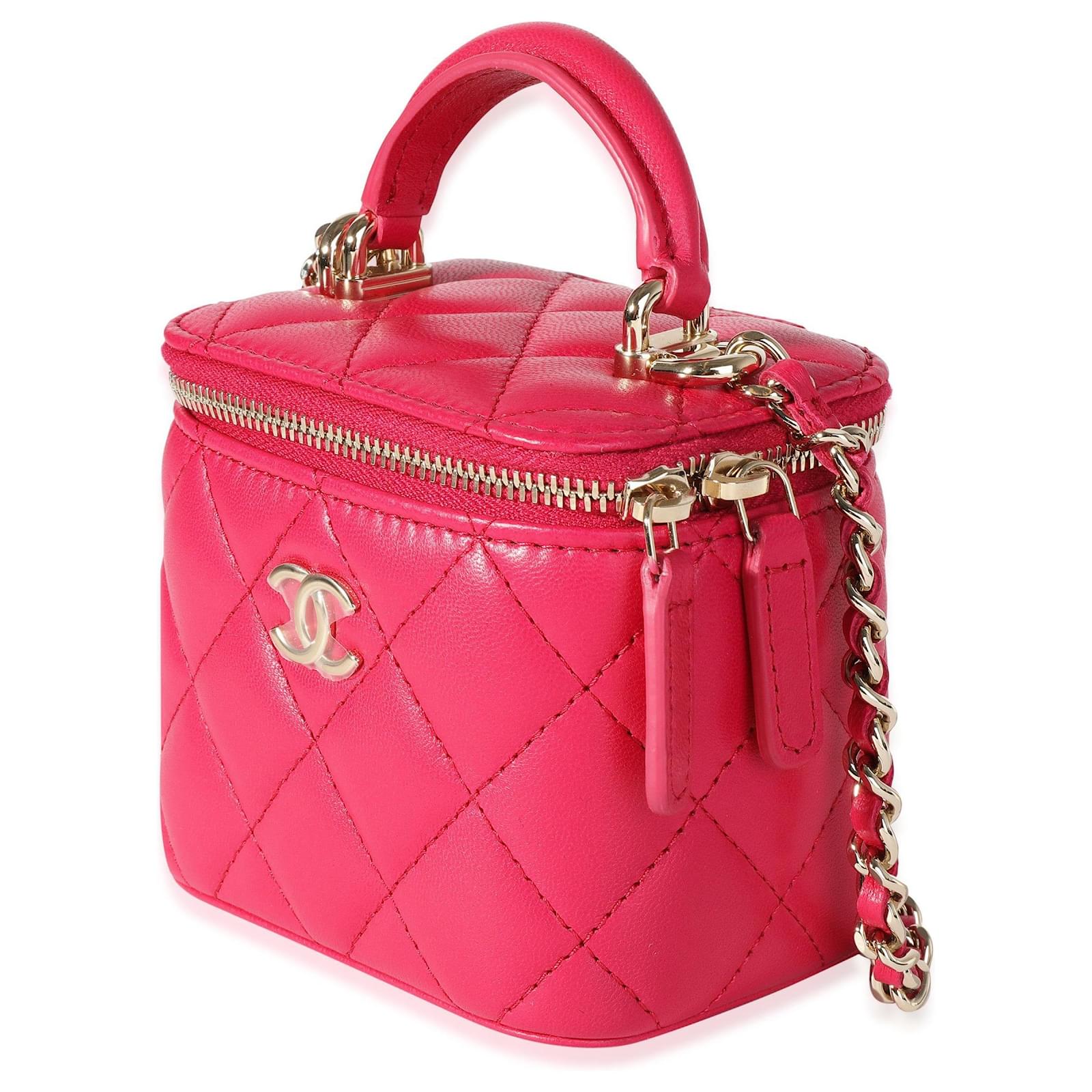 Chanel Fuchsia Quilted Lambskin Mini Vanity Crossbody Pink Leather  ref.613983 - Joli Closet