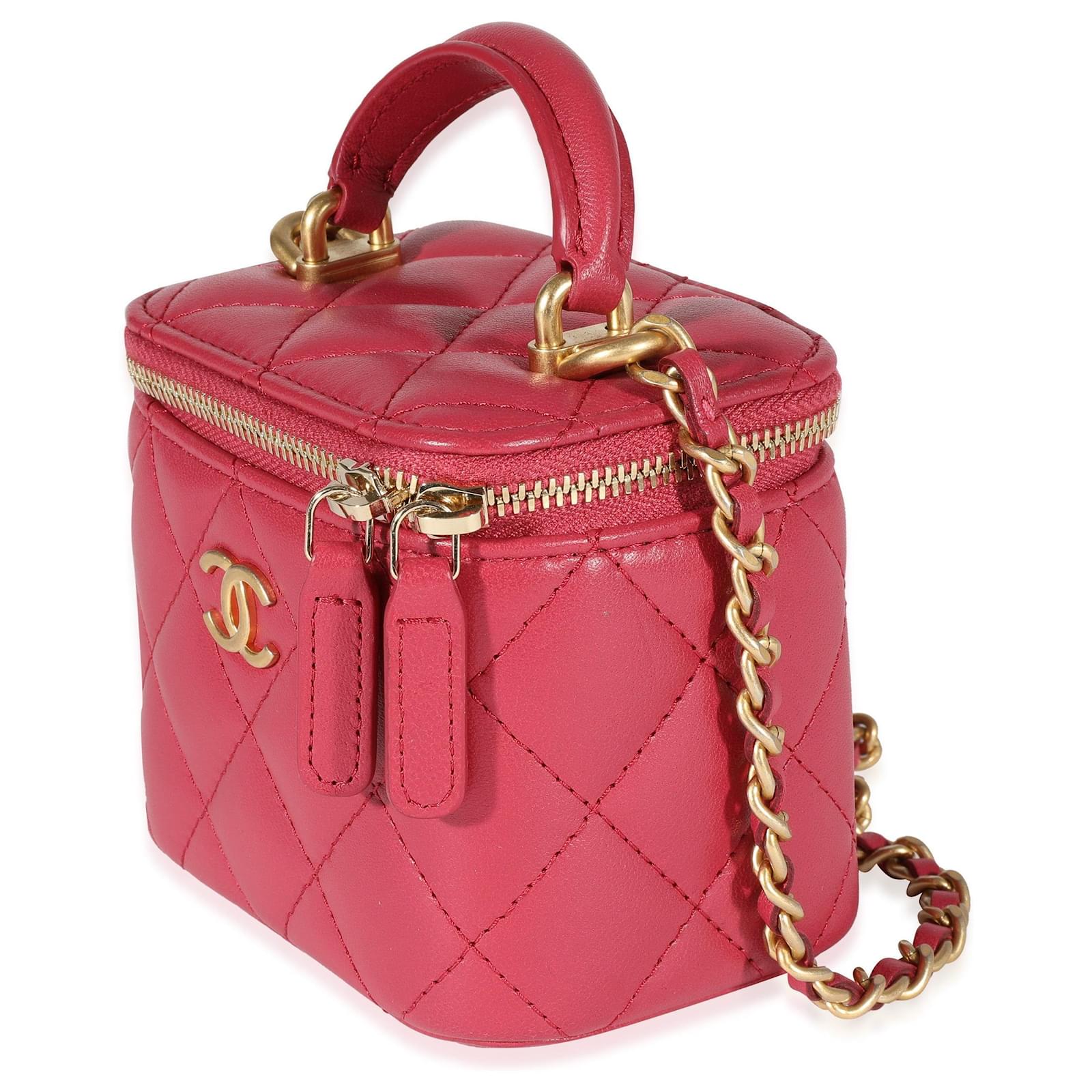 Chanel Red Quilted Lambskin Medium Filigree Vanity Case Leather ref.617653  - Joli Closet