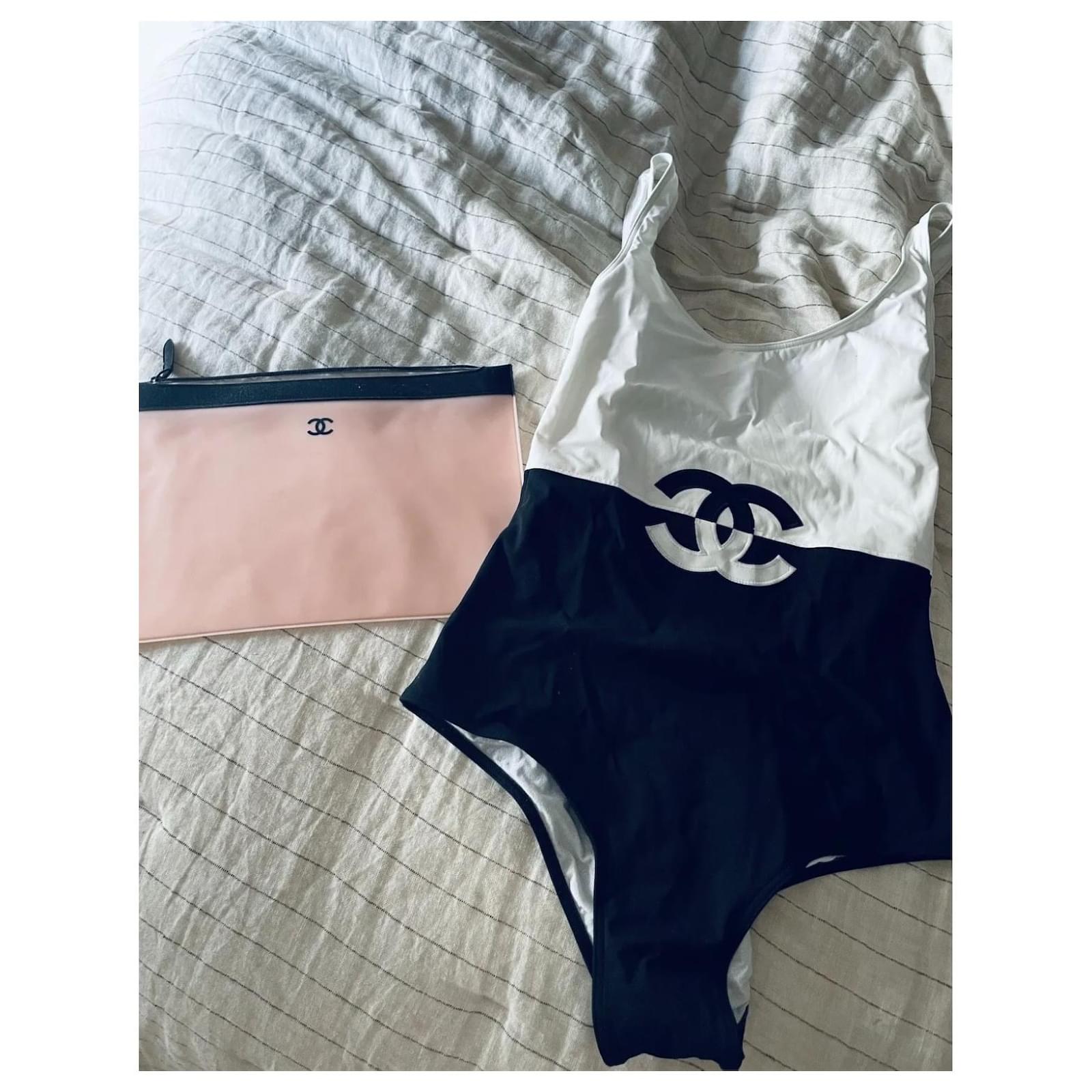 Chanel CC Logo One-Piece Black and White Two Tone Size 34 XS