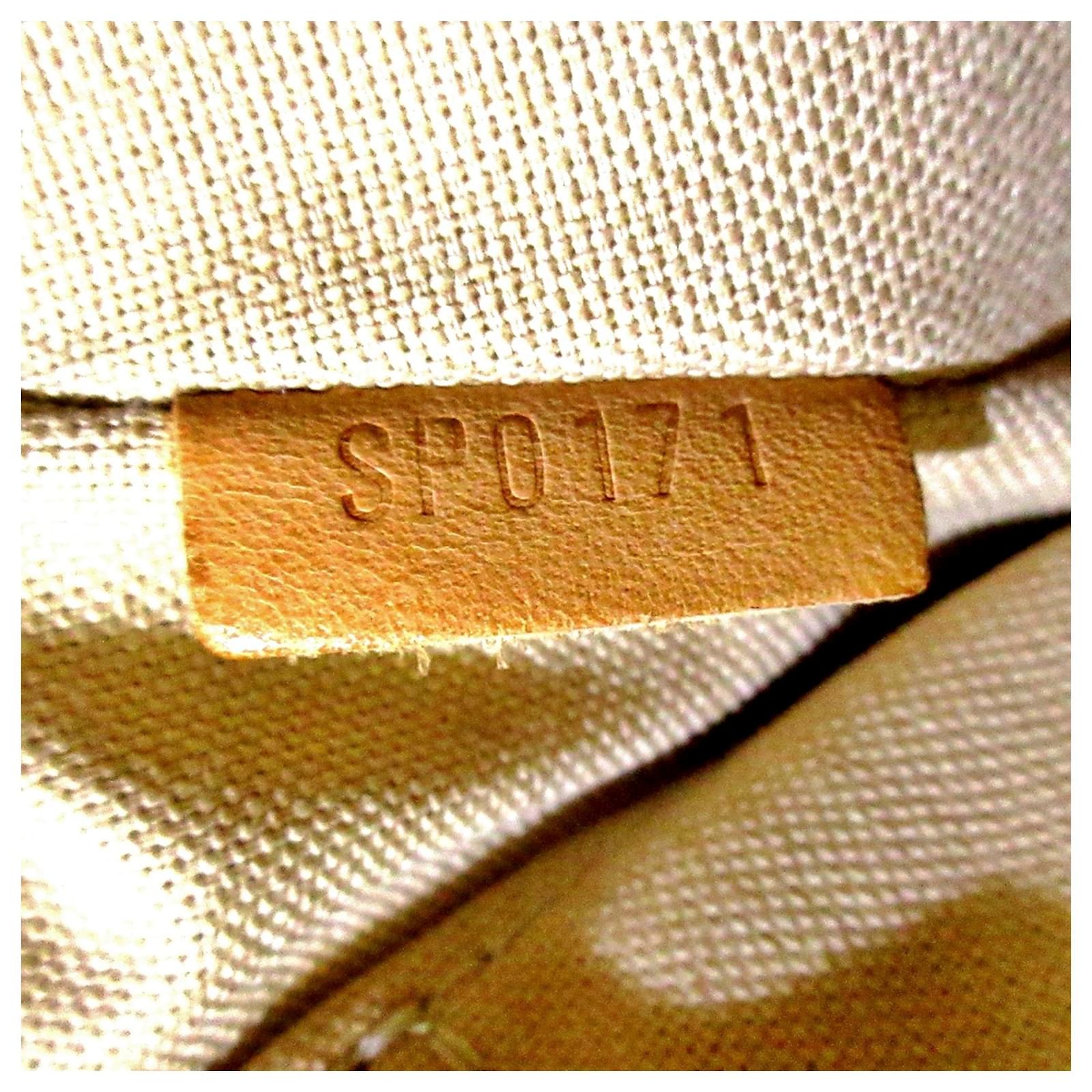 Louis Vuitton White Damier Azur Siracusa PM Cloth ref.615703 - Joli Closet