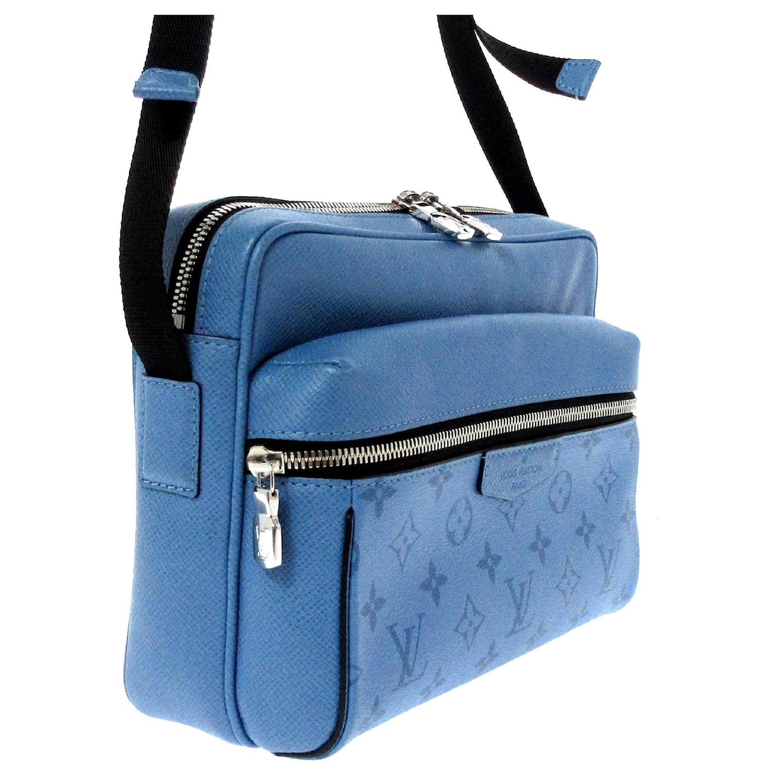 Louis Vuitton Blue Monogram Outdoor Messenger K45 Cloth ref.617371