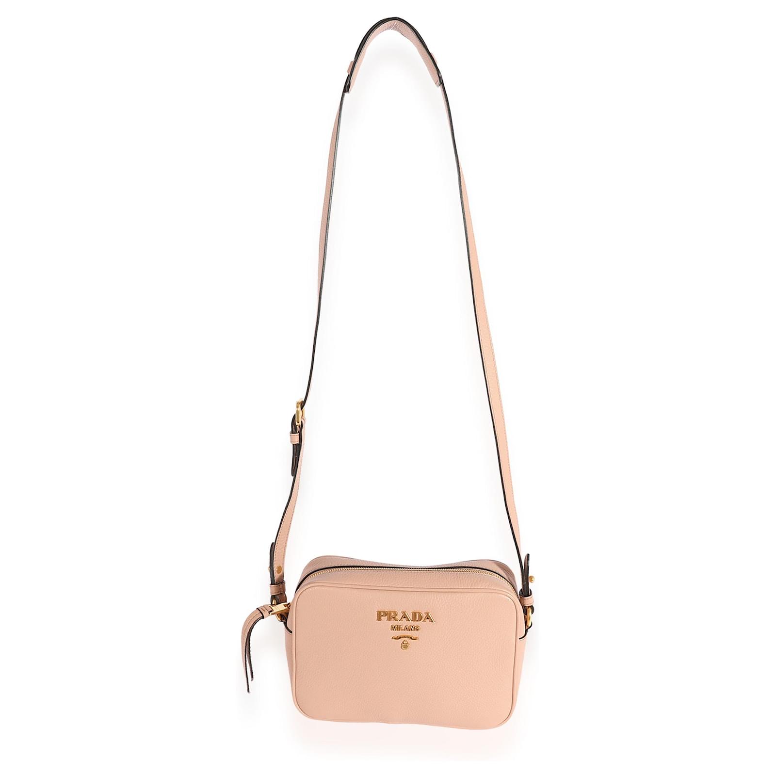 Prada Cipria Vitello Phenix Leather Camera Bag Pink ref.617488 - Joli Closet