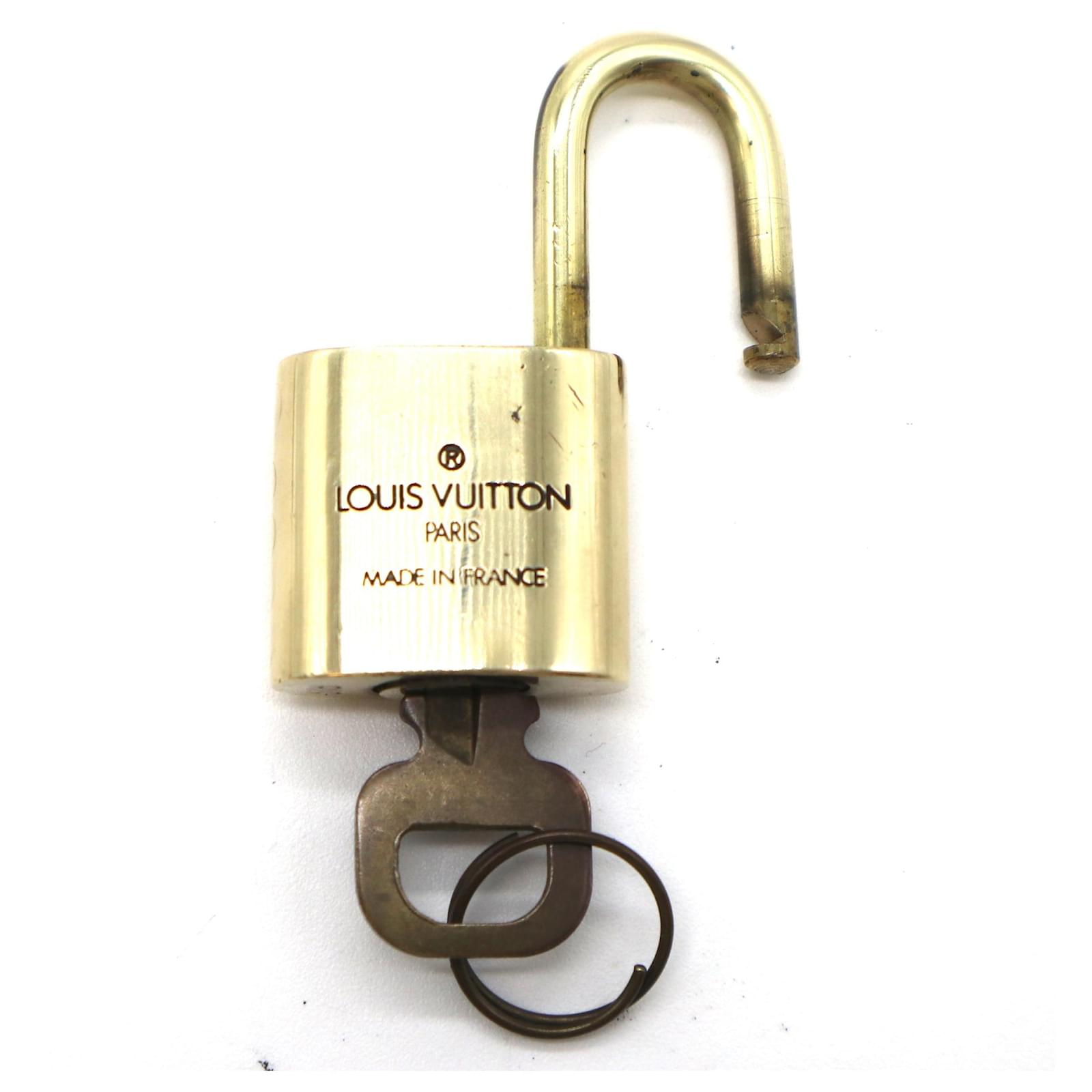 Louis Vuitton Gold Brass Lock and Key Set #318