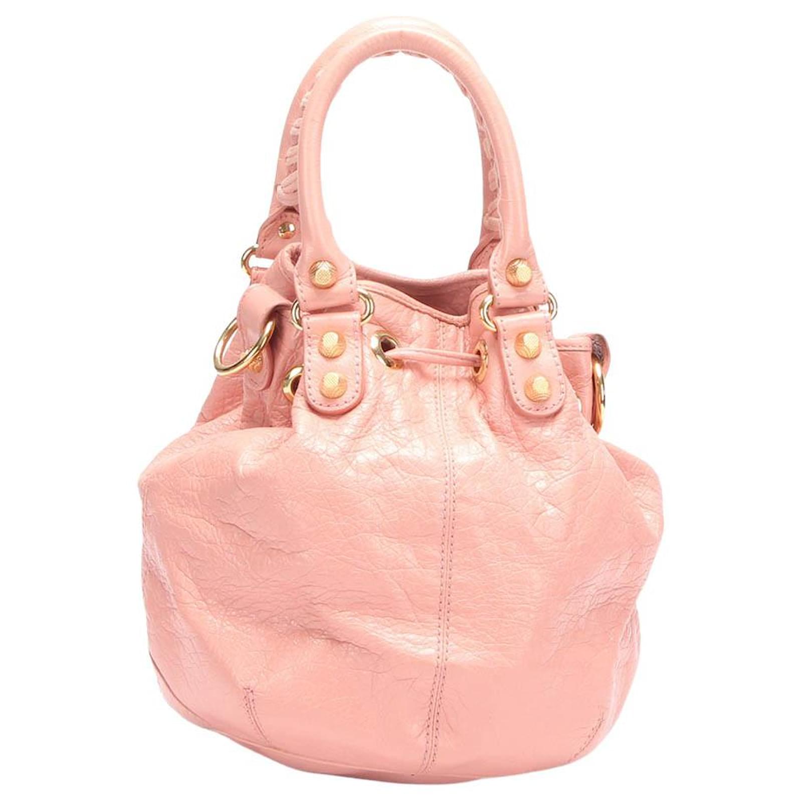 balenciaga pompon price