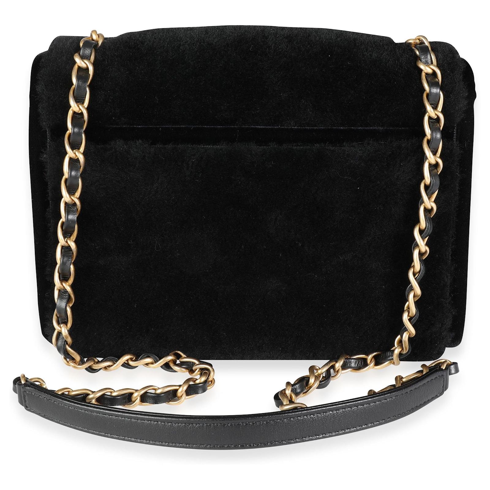 Chanel Black & White Shearling Small Single Flap Bag ref.620349 - Joli ...