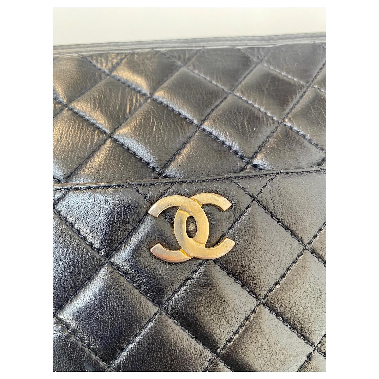 Chanel Vintage 2.55 Eggshell Leather ref.243801 - Joli Closet