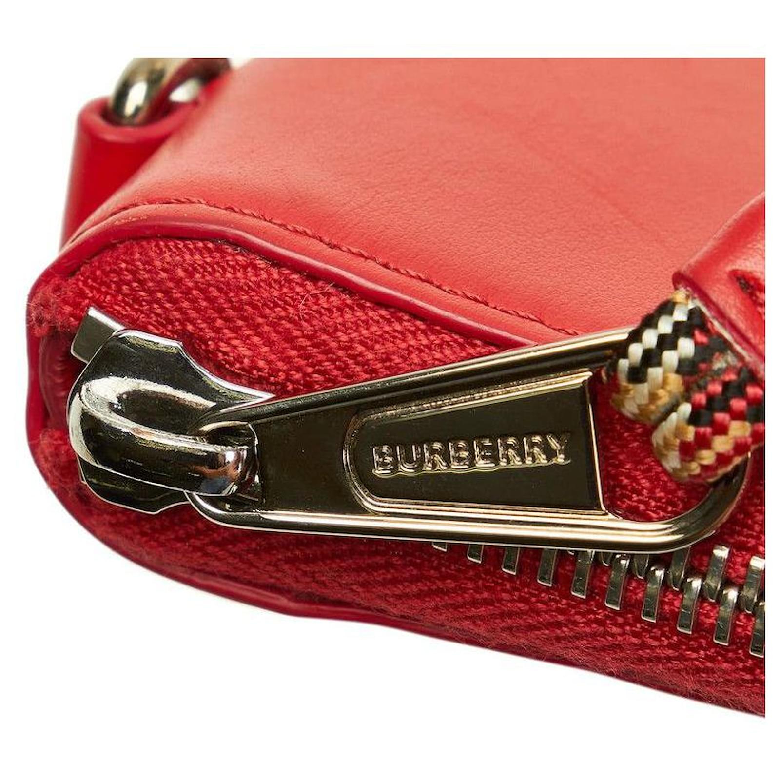 Burberry Horseferry Print Leather Zip Wallet Red Pony-style calfskin  ref.621030 - Joli Closet