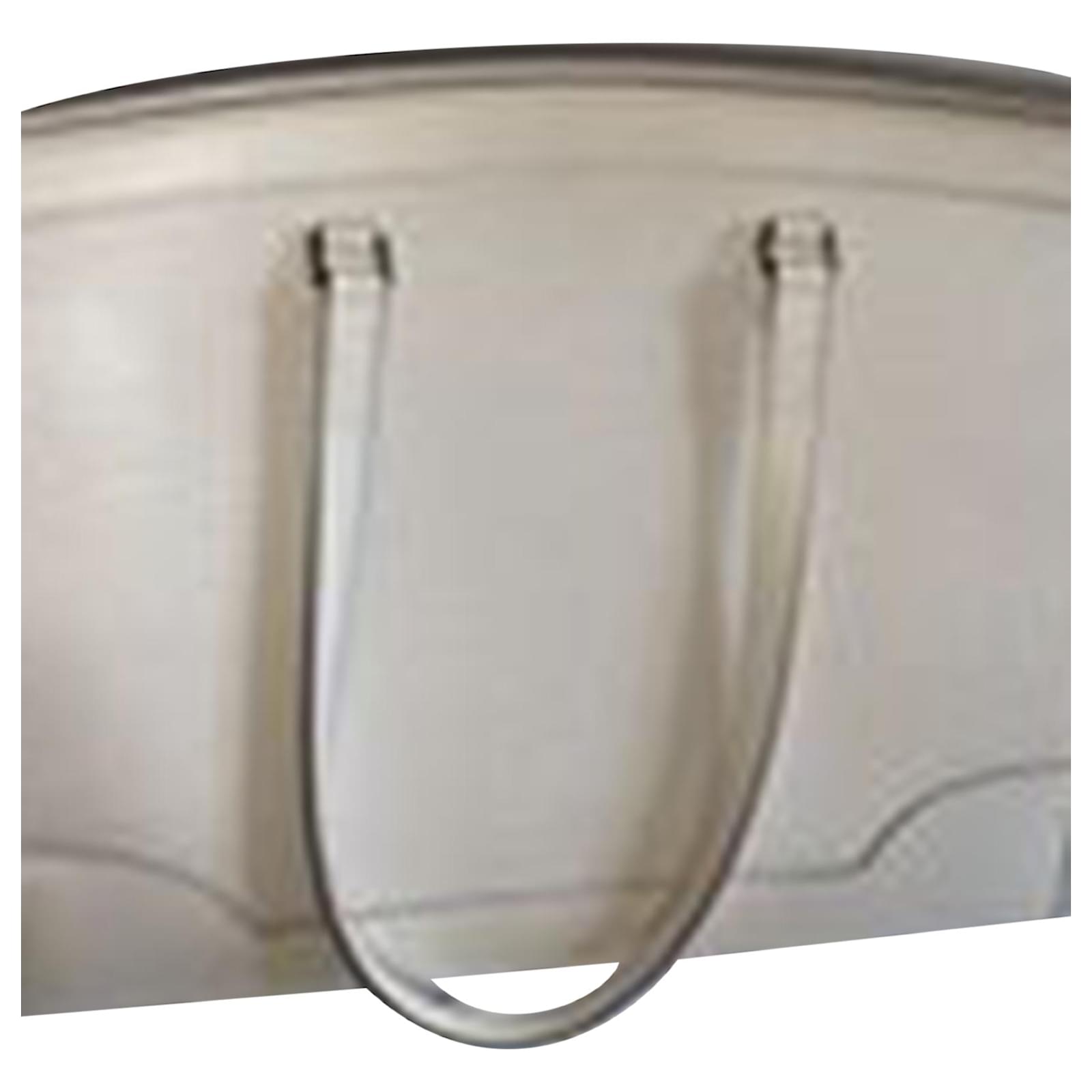 Louis Vuitton Madeline GM in White Epi Leather Cream ref.621484 - Joli  Closet