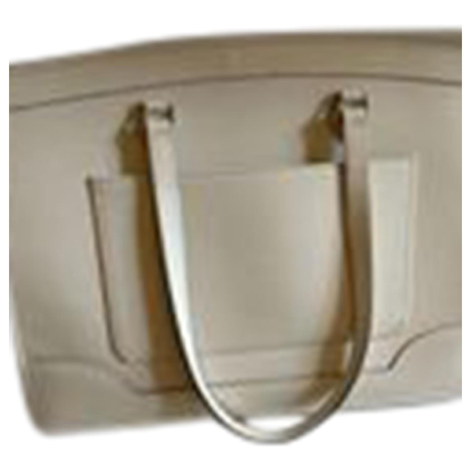 Louis Vuitton Madeline GM in White Epi Leather Cream ref.621484