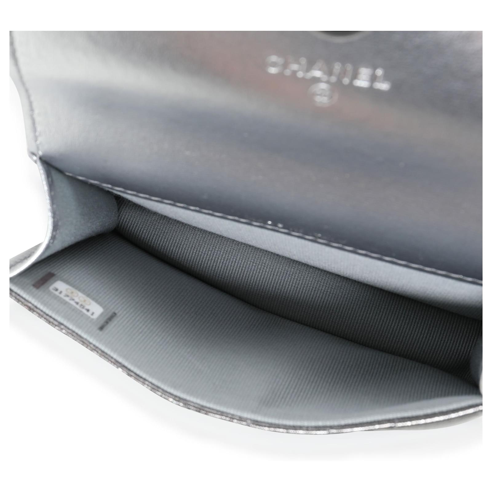 Chanel Silver Metallic Quilted Lambskin Coco Punk Belt Bag Grey Leather  ref.622717 - Joli Closet