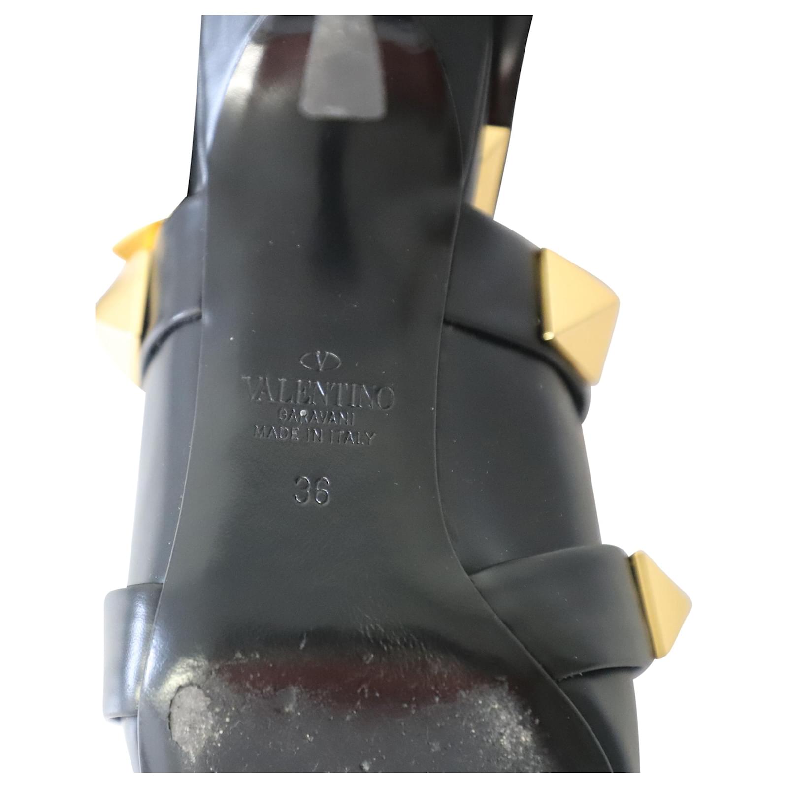 Valentino Garavani Roman Stud Mules in Black Leather ref