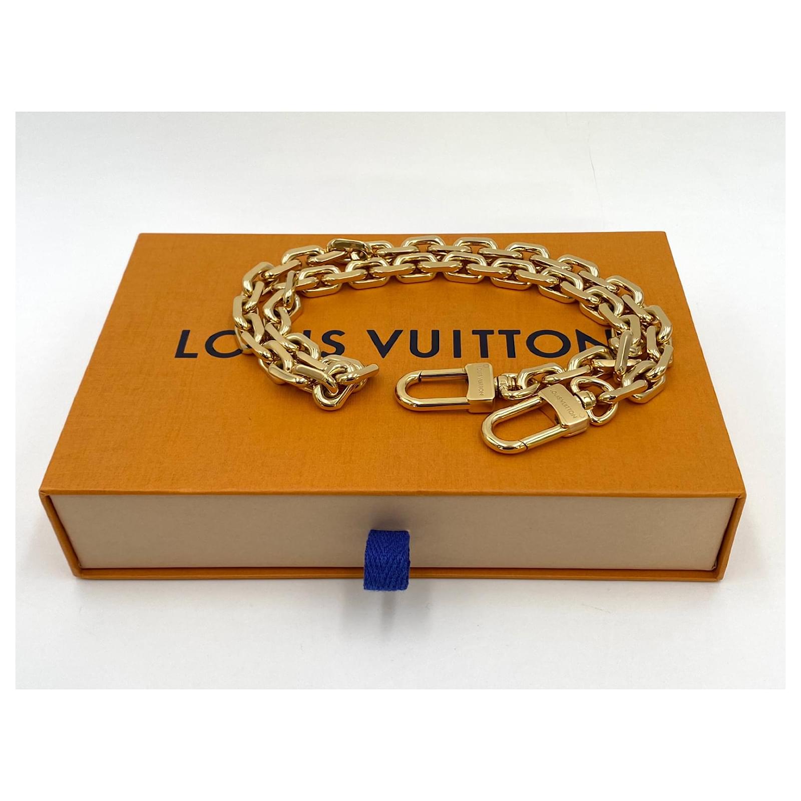 LOUIS VUITTON Chain Strap Gold LV Auth 28604 Golden Metal ref