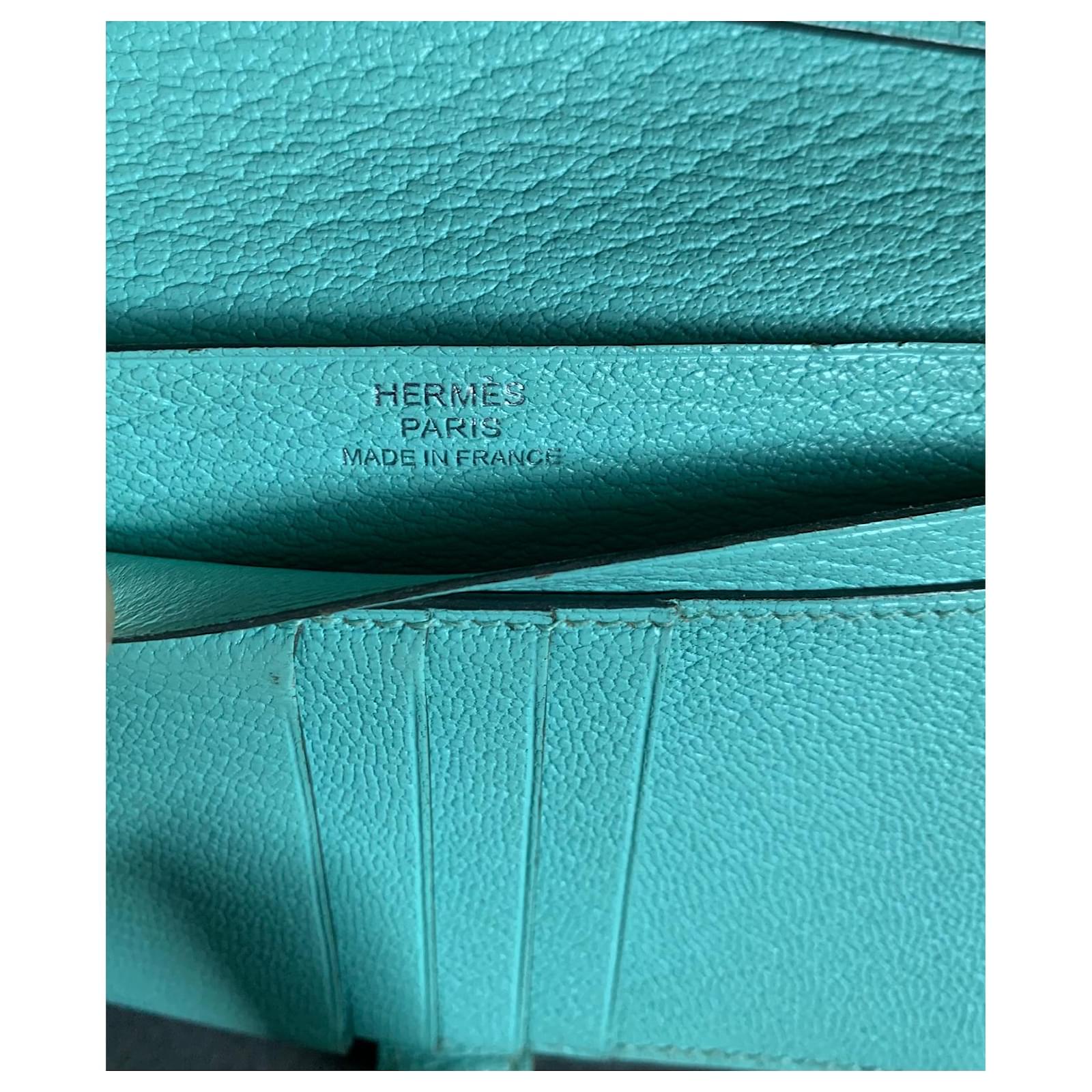 Béarn Hermès Bearn compact wallet Light blue Leather ref.624261 - Joli ...